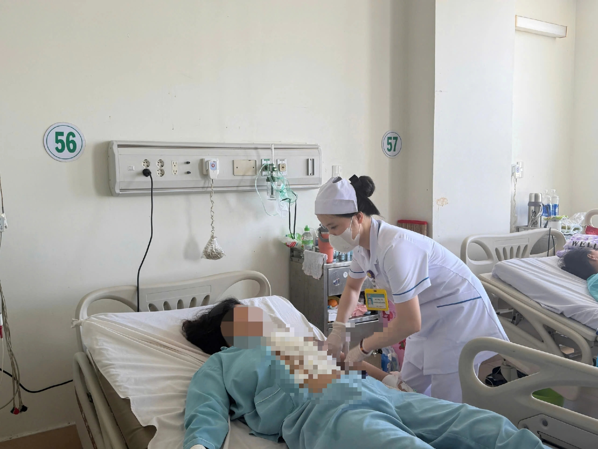 Giành sự sống cho nữ bệnh nhân bị thủng tim nguy kịch 10 Bệnh viện đa khoa Bà Rịa kịp thời cứu sống bệnh nhân bị thủng tim nguy kịch - Ảnh 1.