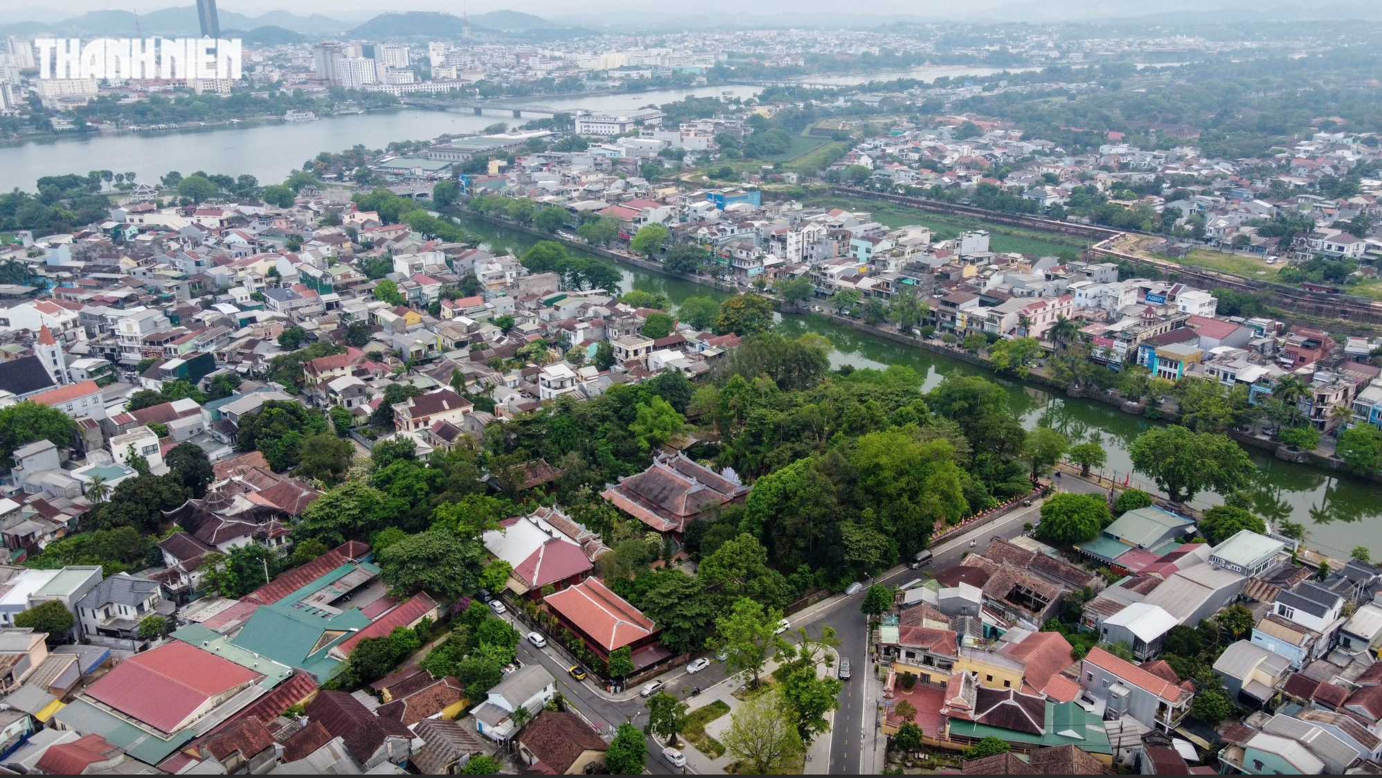 Ghé thăm những ngôi cổ tự trăm năm tuổi ở Huế dịp đại lễ Phật đản- Ảnh 12.