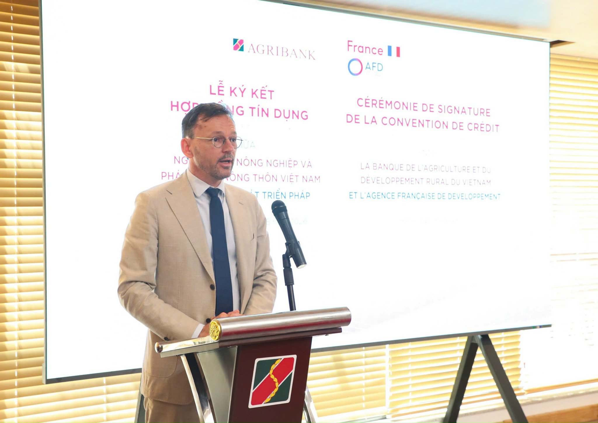 Agribank ký kết Hợp đồng tín dụng Hạn mức tài chính khí hậu với AFD - Ảnh 3.
