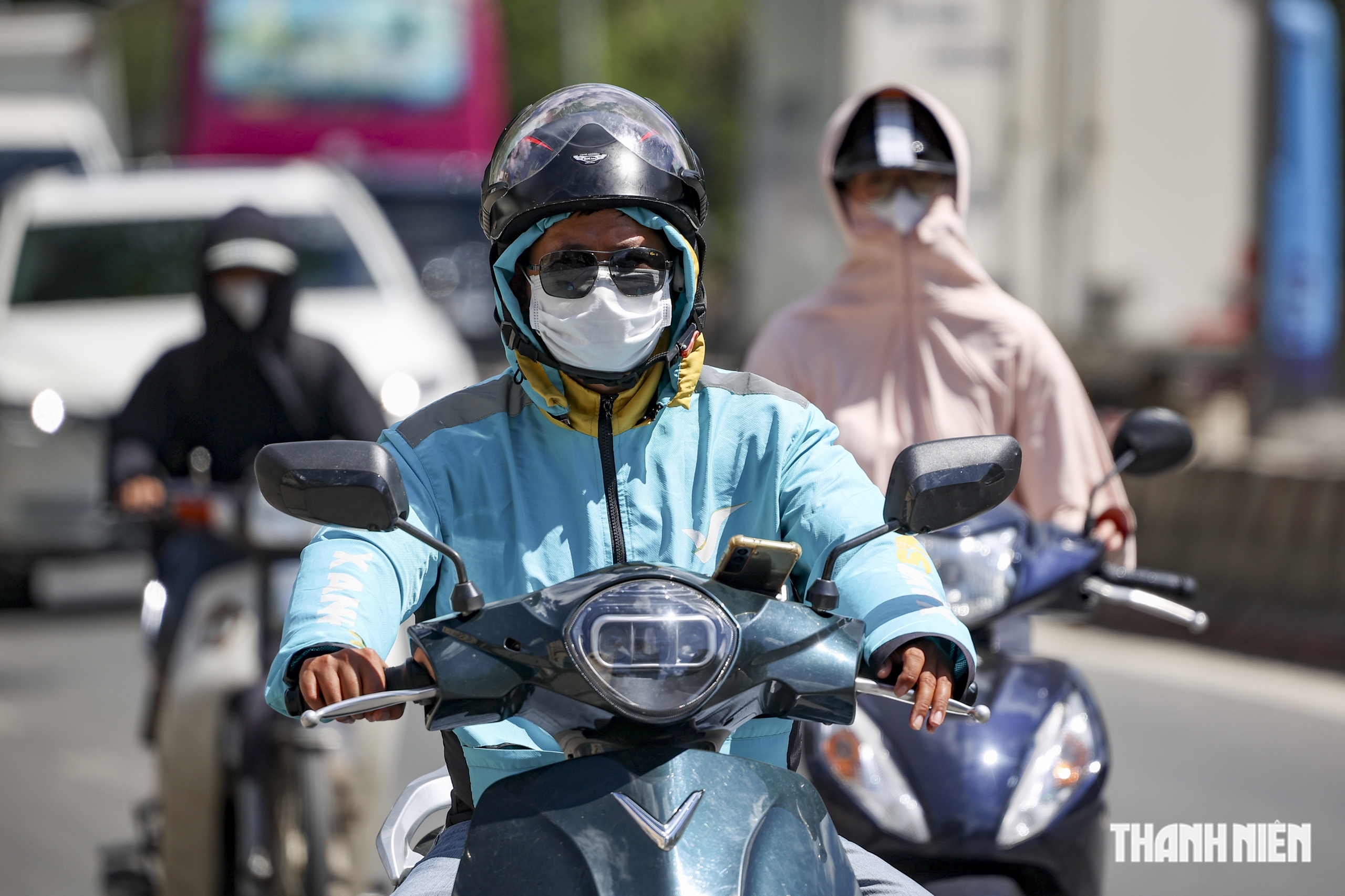 H&agrave; Nội trong ng&agrave;y nắng n&oacute;ng đỉnh điểm- Ảnh 4.