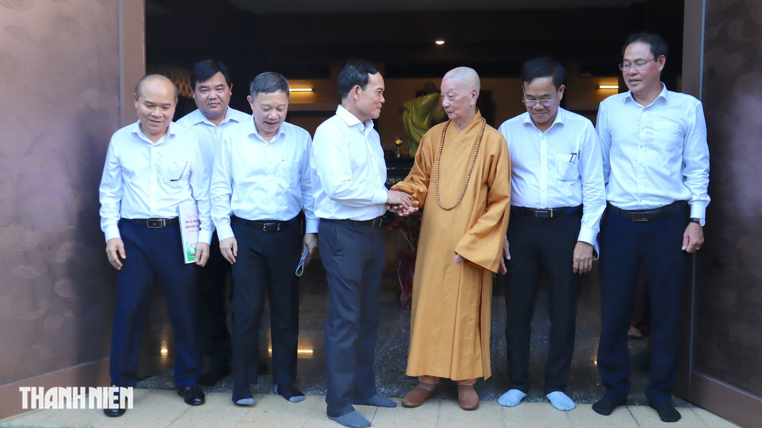 Bí thư Trần Lưu Quang thăm Đức Pháp chủ Giáo hội Phật giáo Việt Nam dịp Phật đản- Ảnh 6. Bí thư Trần Lưu Quang thăm Đức Pháp chủ Giáo hội Phật giáo Việt Nam dịp Phật đản- Ảnh 6.