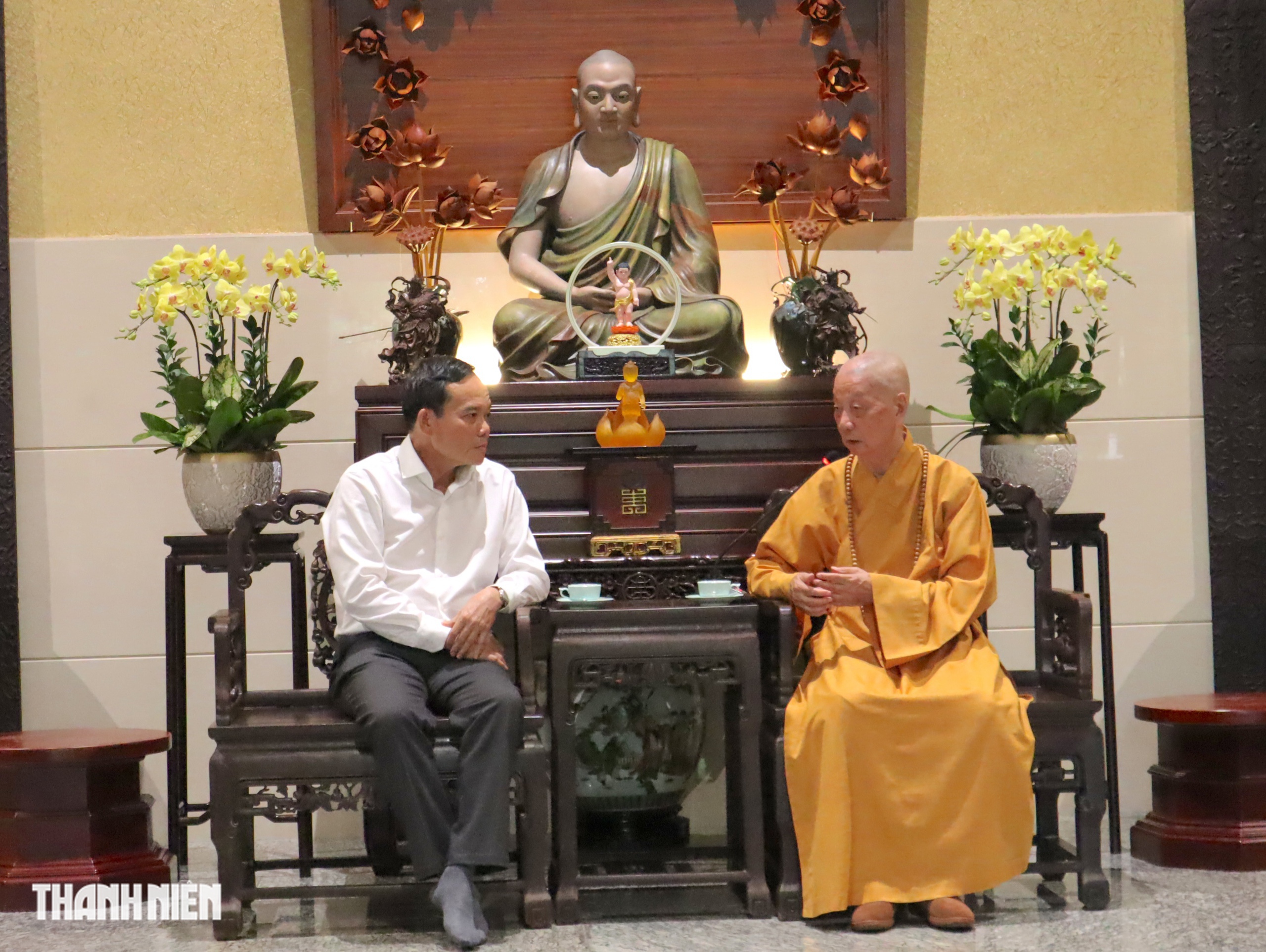 Bí thư Trần Lưu Quang thăm Đức Pháp chủ Giáo hội Phật giáo Việt Nam dịp Phật đản- Ảnh 2. Bí thư Trần Lưu Quang thăm Đức Pháp chủ Giáo hội Phật giáo Việt Nam dịp Phật đản- Ảnh 2.