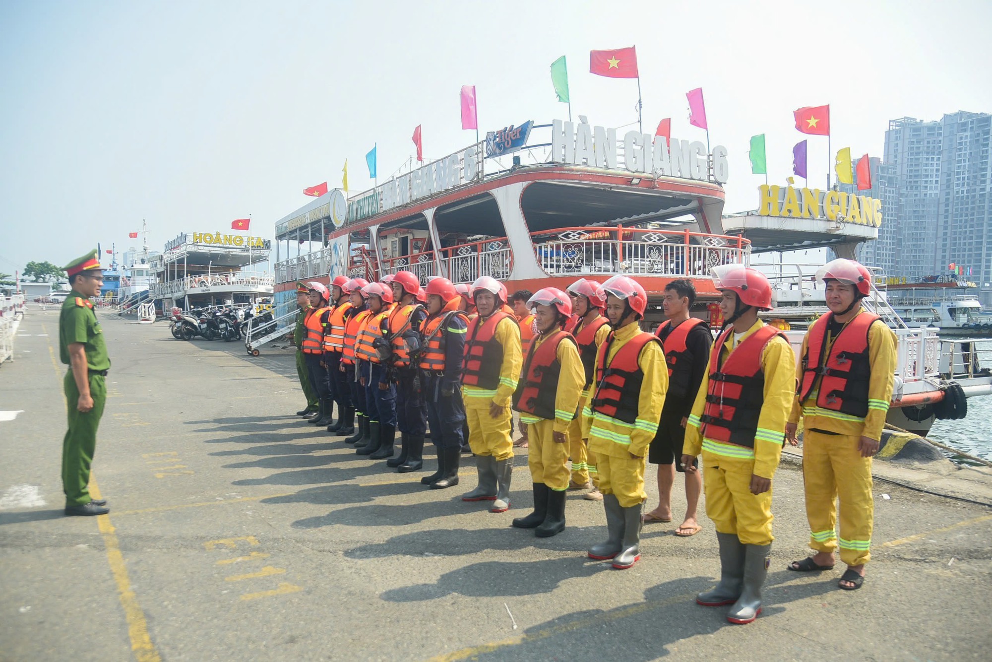 Đà Nẵng thiết lập 'lá chắn' an ninh đêm khai mạc lễ hội pháo hoa quốc tế - Ảnh 6.
