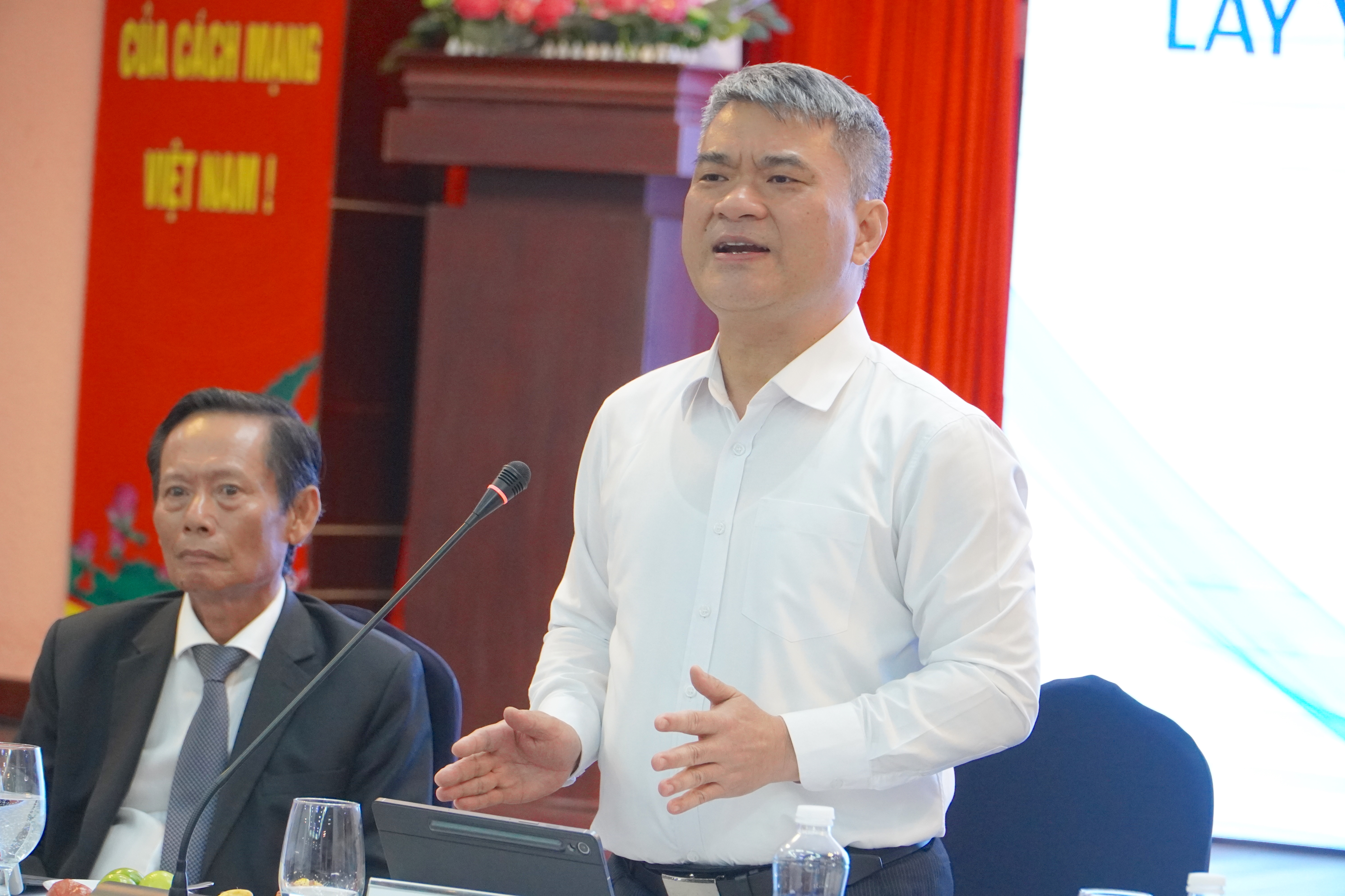 Cần miễn trừ trách nhiệm cho luật sư dũng cảm, bảo vệ công lý- Ảnh 2.