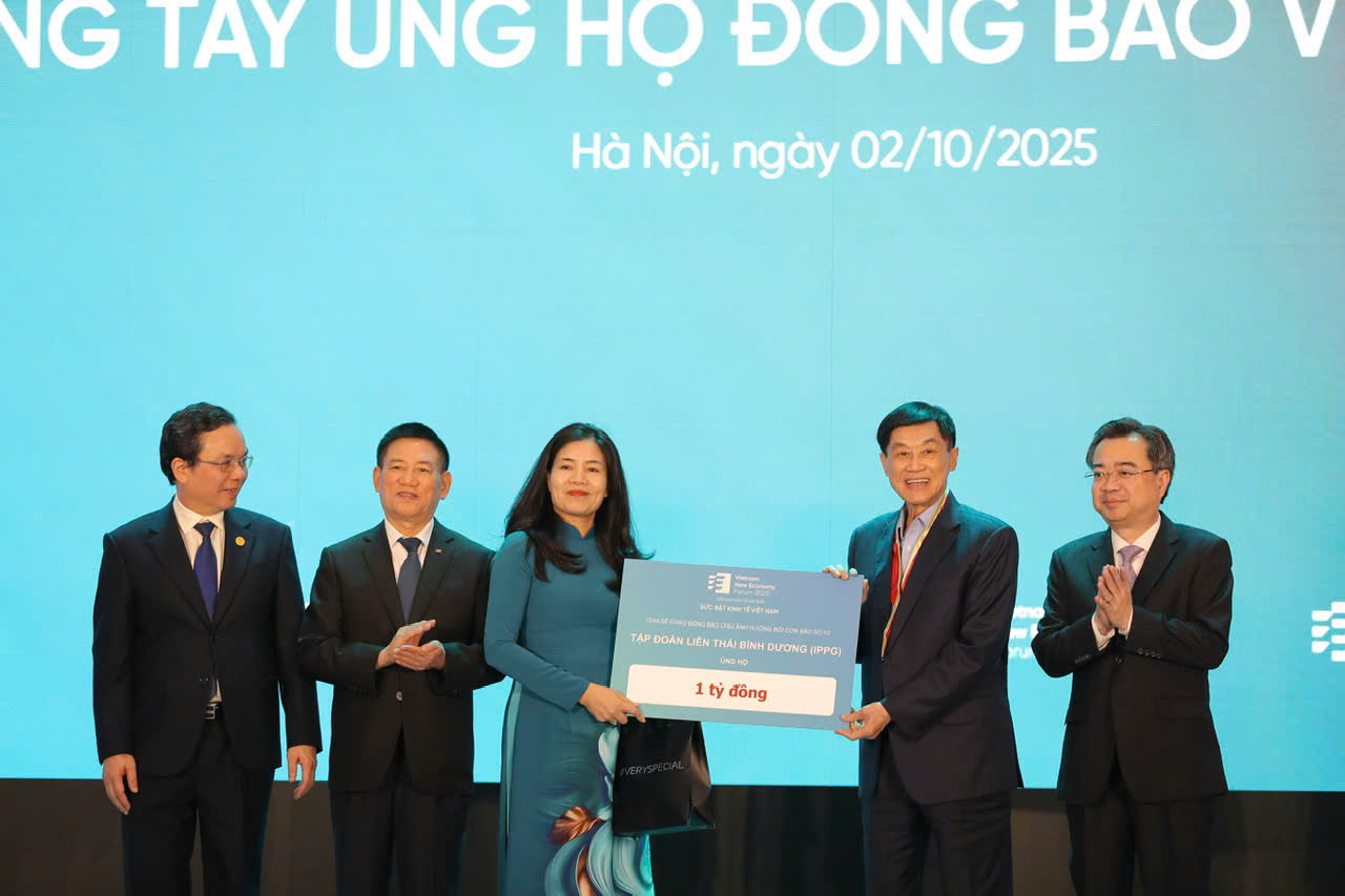 Tỉ phú Johnathan Hạnh Nguyễn: Đau đáu lời hứa “Giúp đất nước và làm ăn chân chính” - Ảnh 10.