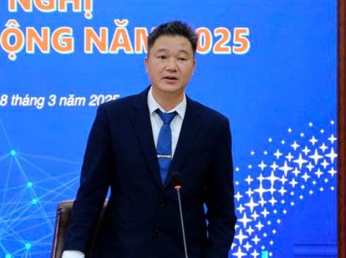 Giữa l&ugrave;m x&ugrave;m ng&agrave;nh điện, EVNNPT c&oacute; quyền Tổng gi&aacute;m đốc mới- Ảnh 1.