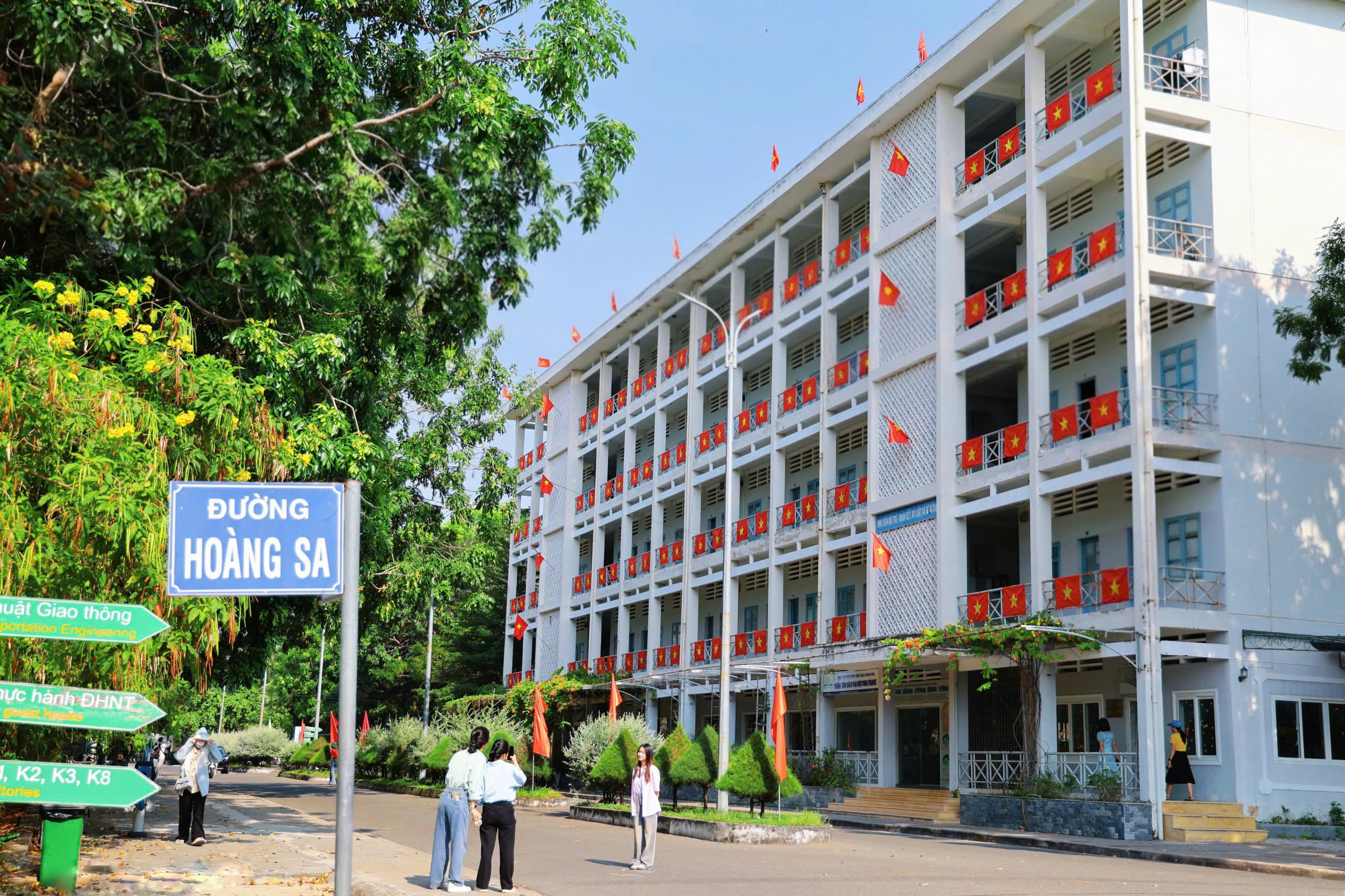 Trường ĐH Nha Trang kỷ niệm 50 năm với chuỗi sự kiện lớn - Ảnh 5.
