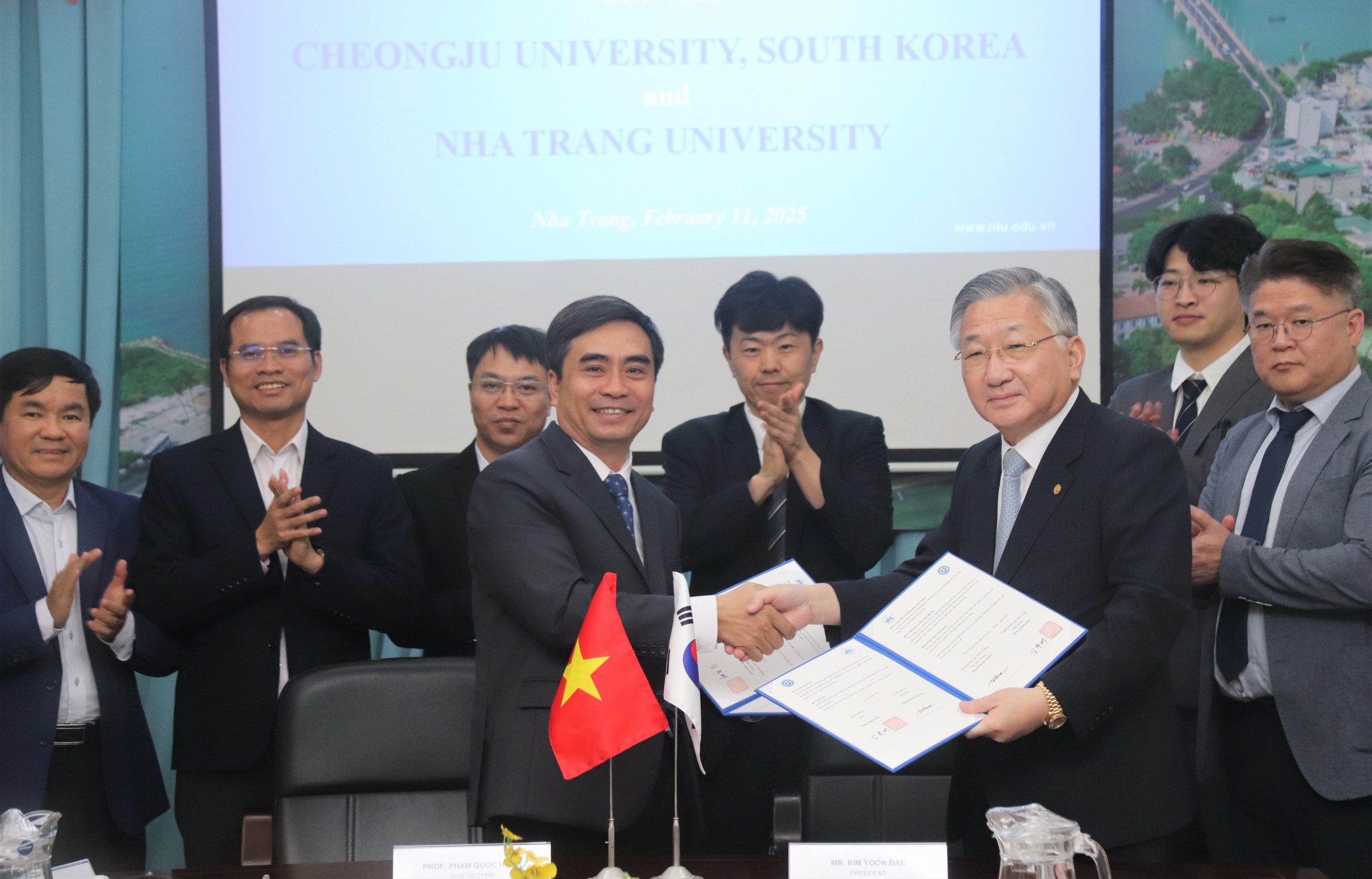 Trường ĐH Nha Trang kỷ niệm 50 năm tại Khánh Hòa với chuỗi sự kiện lớn - Ảnh 6.
