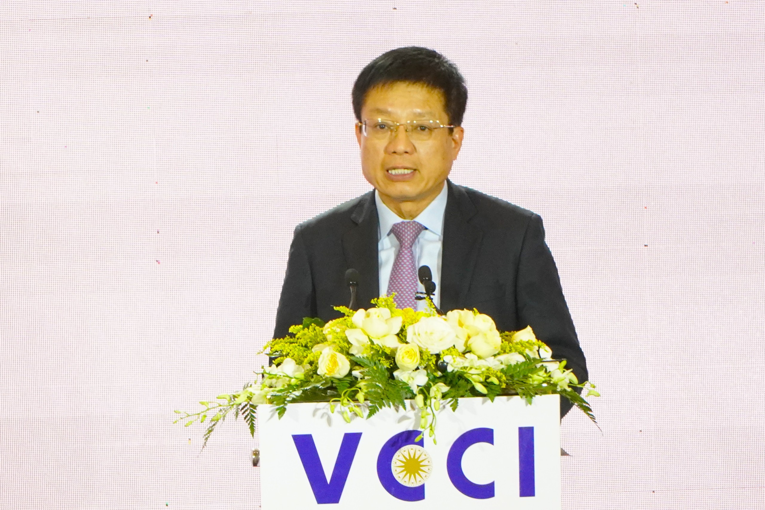 ĐBSCL đang đối diện với nhiều nghịch lý phát triển- Ảnh 1. ĐBSCL đang đối diện với nhiều nghịch lý phát triển- Ảnh 1.