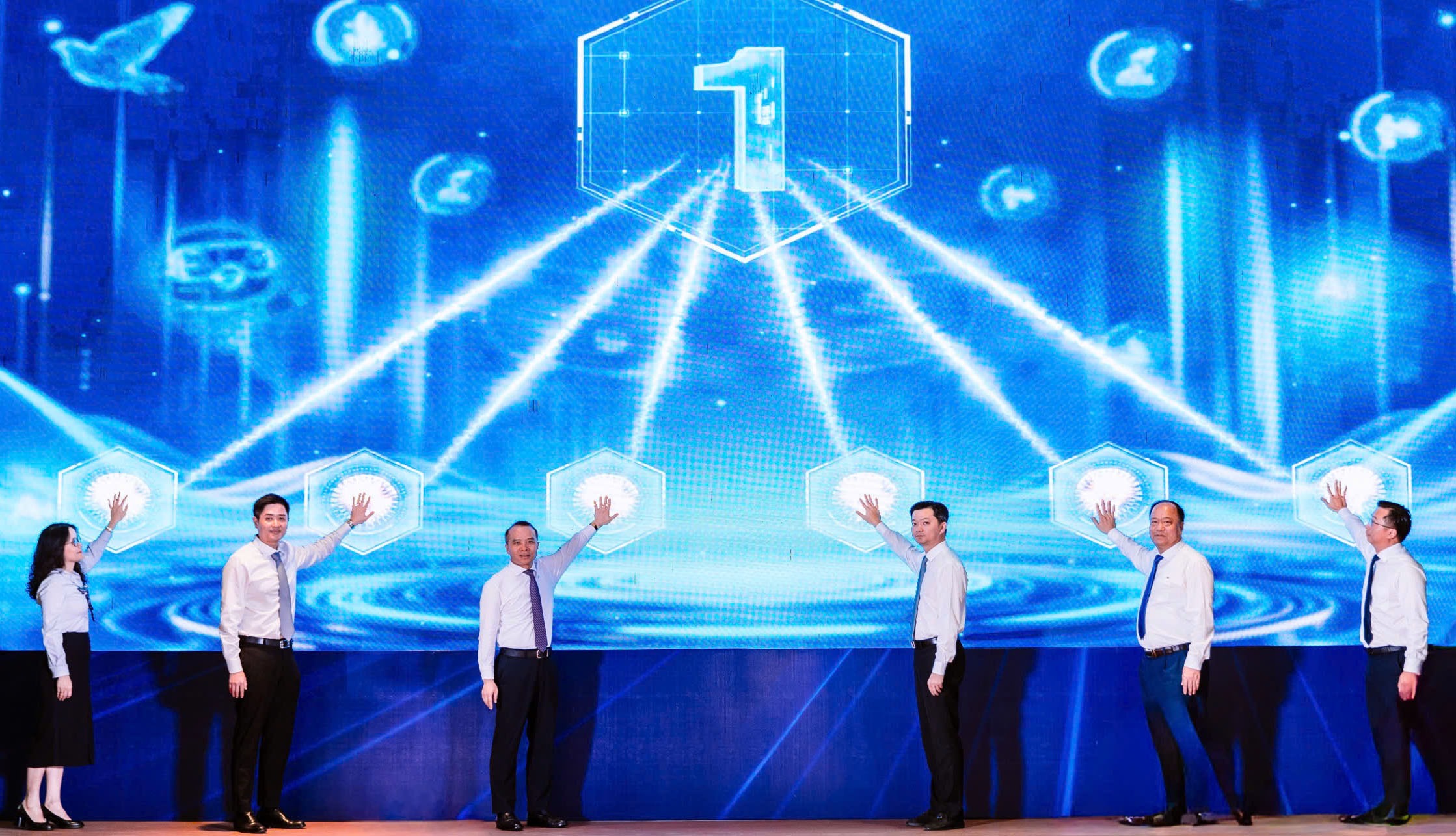 Anh Nguyễn Minh Triết: 'AI không còn là câu chuyện của tương lai'- Ảnh 2. Anh Nguyễn Minh Triết: 'AI không còn là câu chuyện của tương lai'- Ảnh 2.