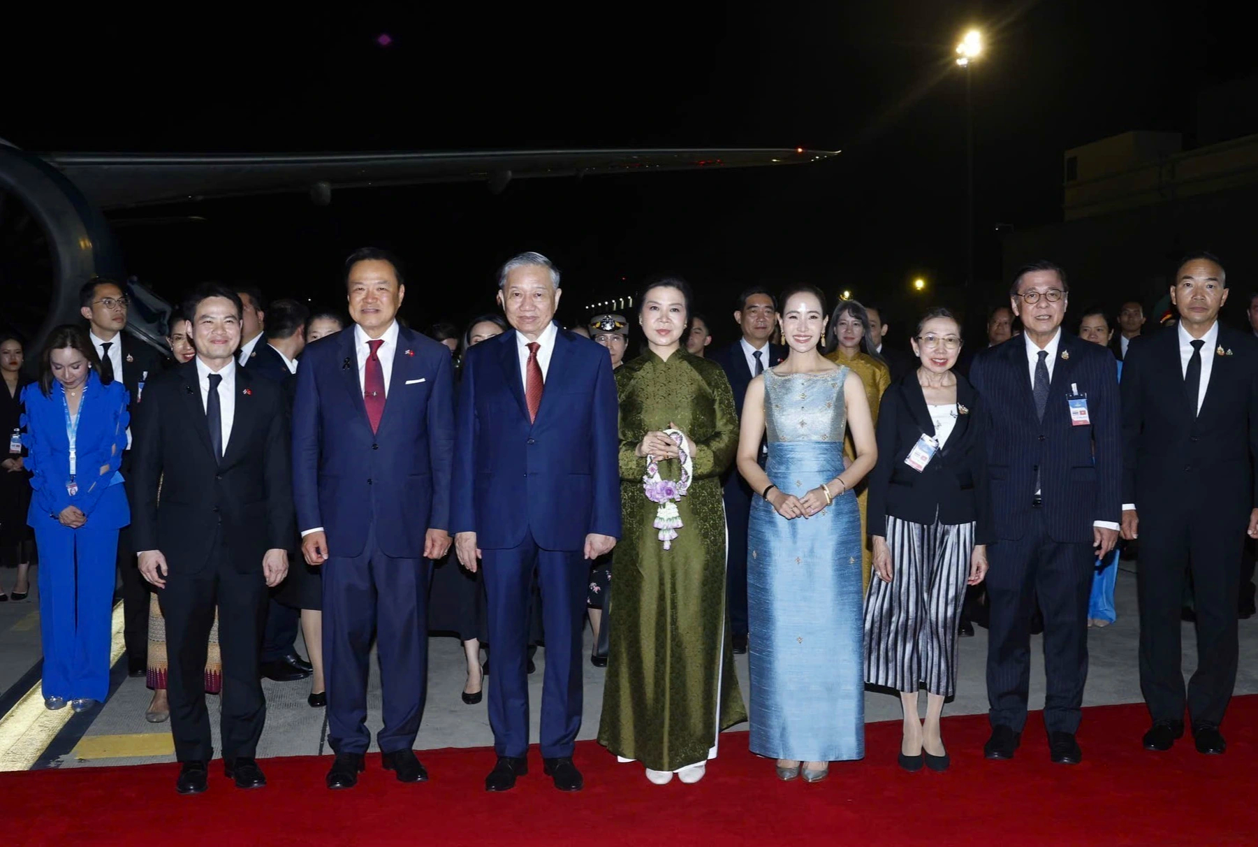 Thủ tướng Thái Lan tiễn Tổng Bí thư, Chủ tịch nước Tô Lâm tại sân bay- Ảnh 3. Thủ tướng Thái Lan tiễn Tổng Bí thư, Chủ tịch nước Tô Lâm tại sân bay- Ảnh 3.