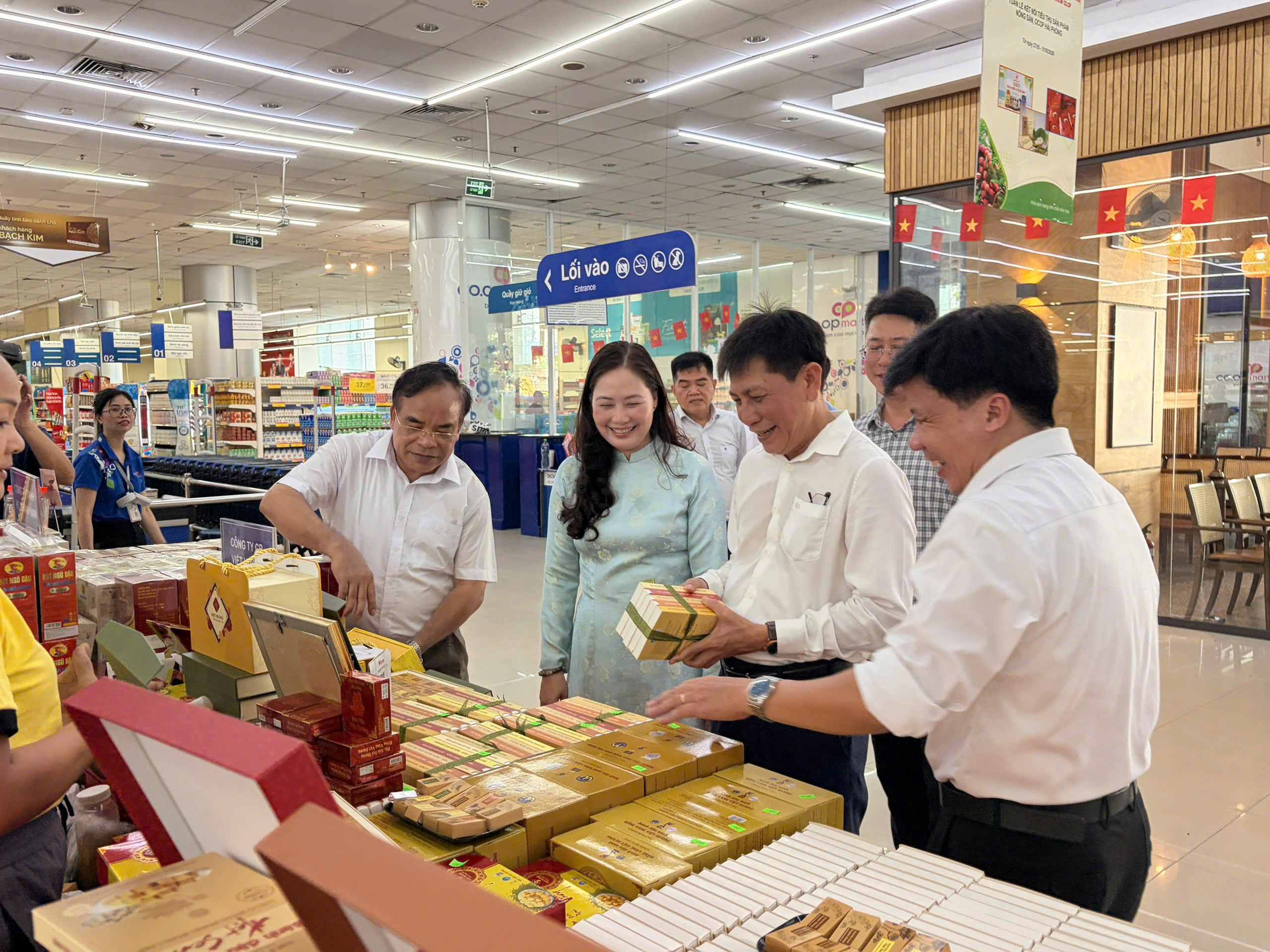 Saigon Co.op đẩy mạnh tiêu thụ nông sản - Ảnh 5.