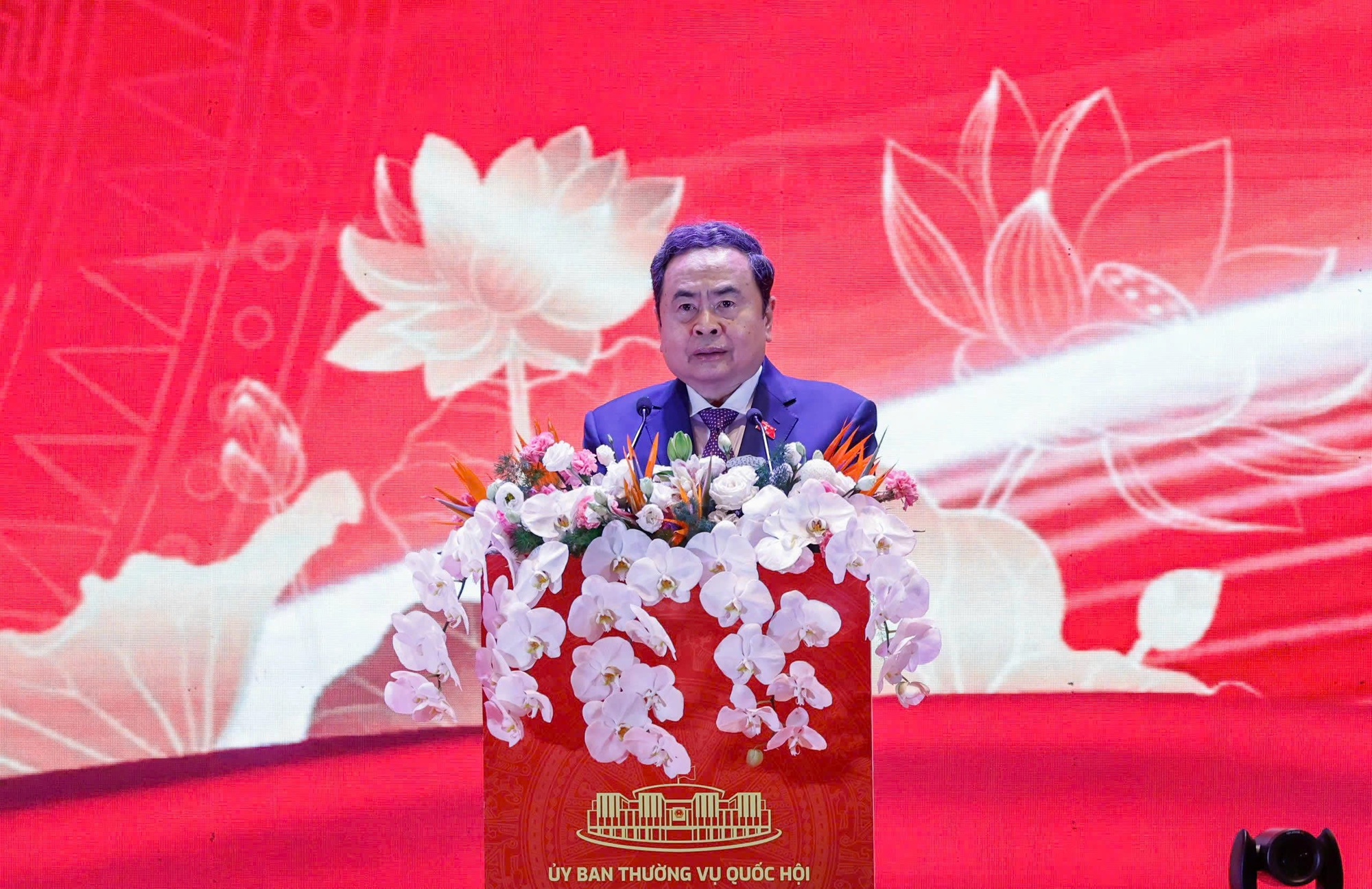 Lắng nghe người d&acirc;n, khơi th&ocirc;ng nguồn lực, tạo động lực ph&aacute;t triển mới - Ảnh 1.