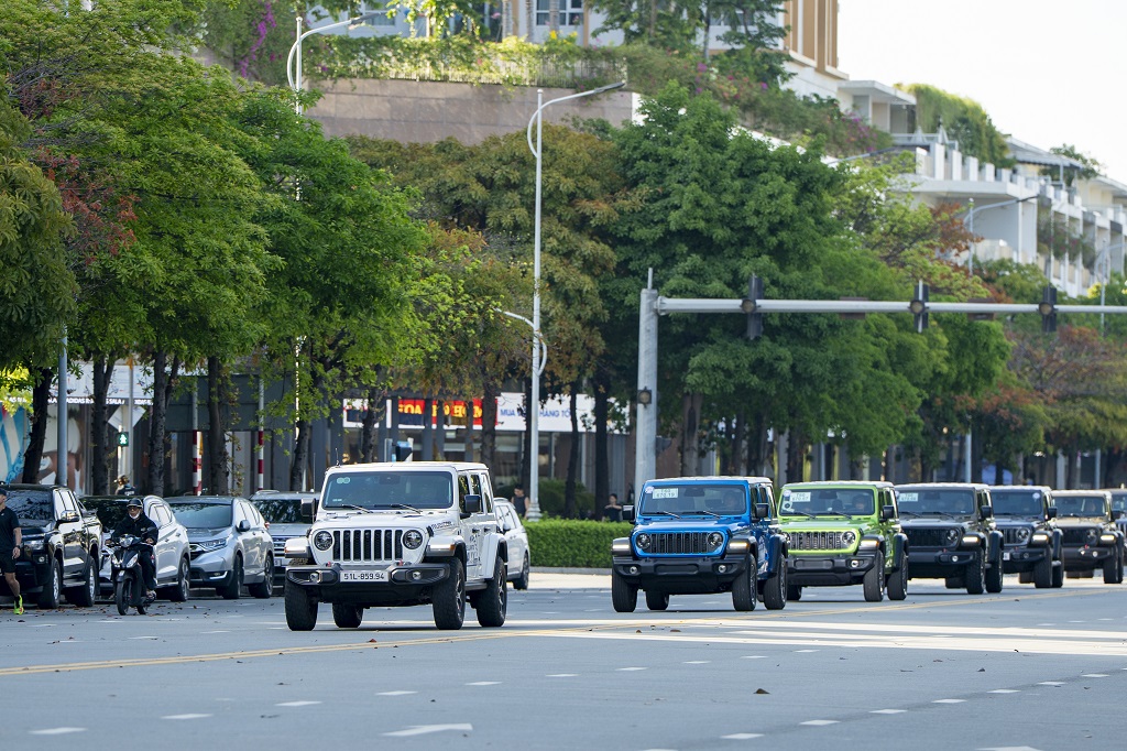Mang dàn xe Jeep, RAM tiền tỉ đua rally: Màn ‘chào hàng’ tốn kém của THACO - Ảnh 2.