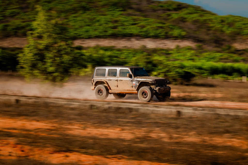 Mang dàn xe Jeep, RAM tiền tỉ đua rally: Màn ‘chào hàng’ tốn kém của THACO - Ảnh 4.