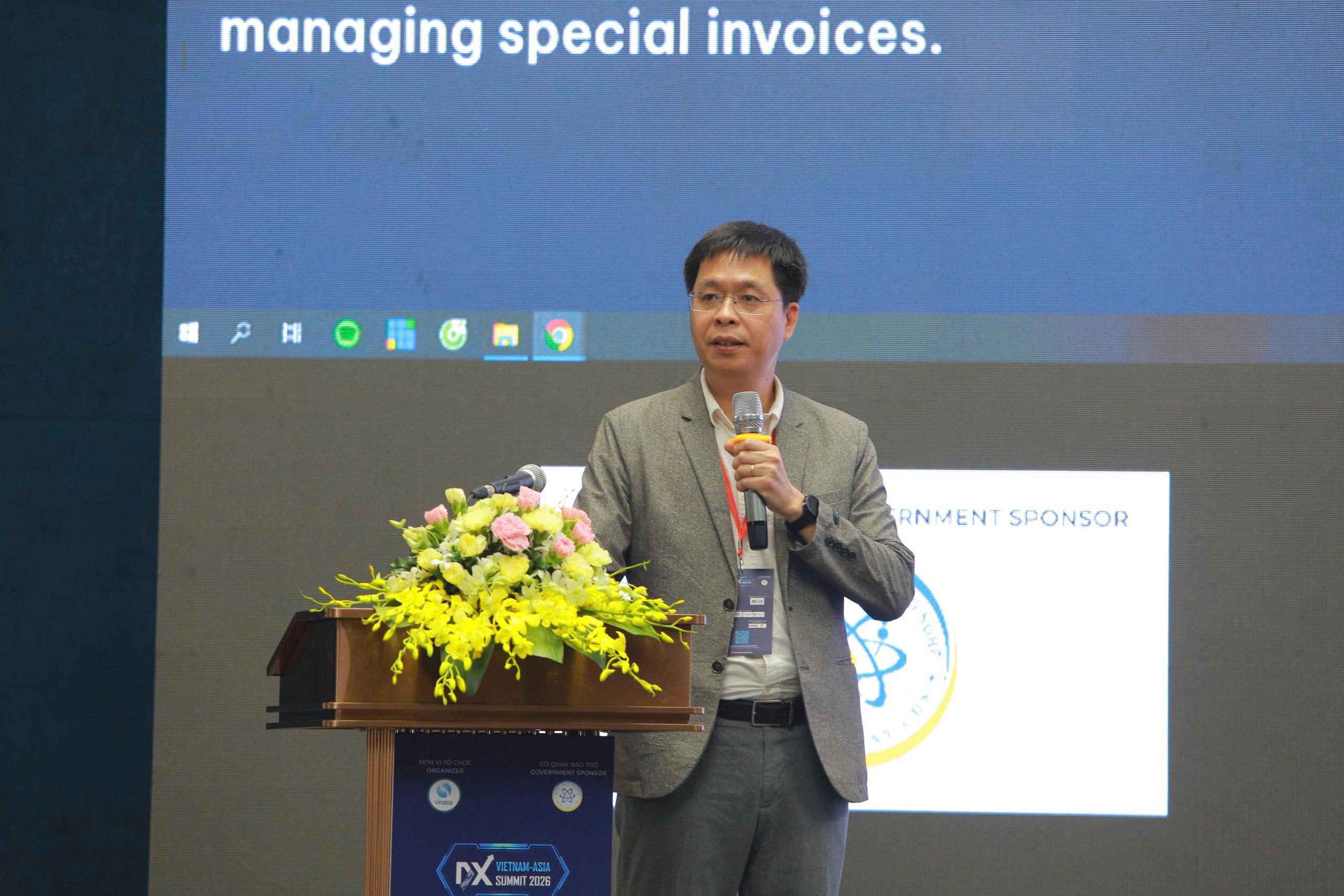 Thách thức tự chủ dữ liệu và chủ quyền AI tại Việt Nam - Ảnh 1. Thách thức tự chủ dữ liệu và chủ quyền AI tại Việt Nam - Ảnh 1.