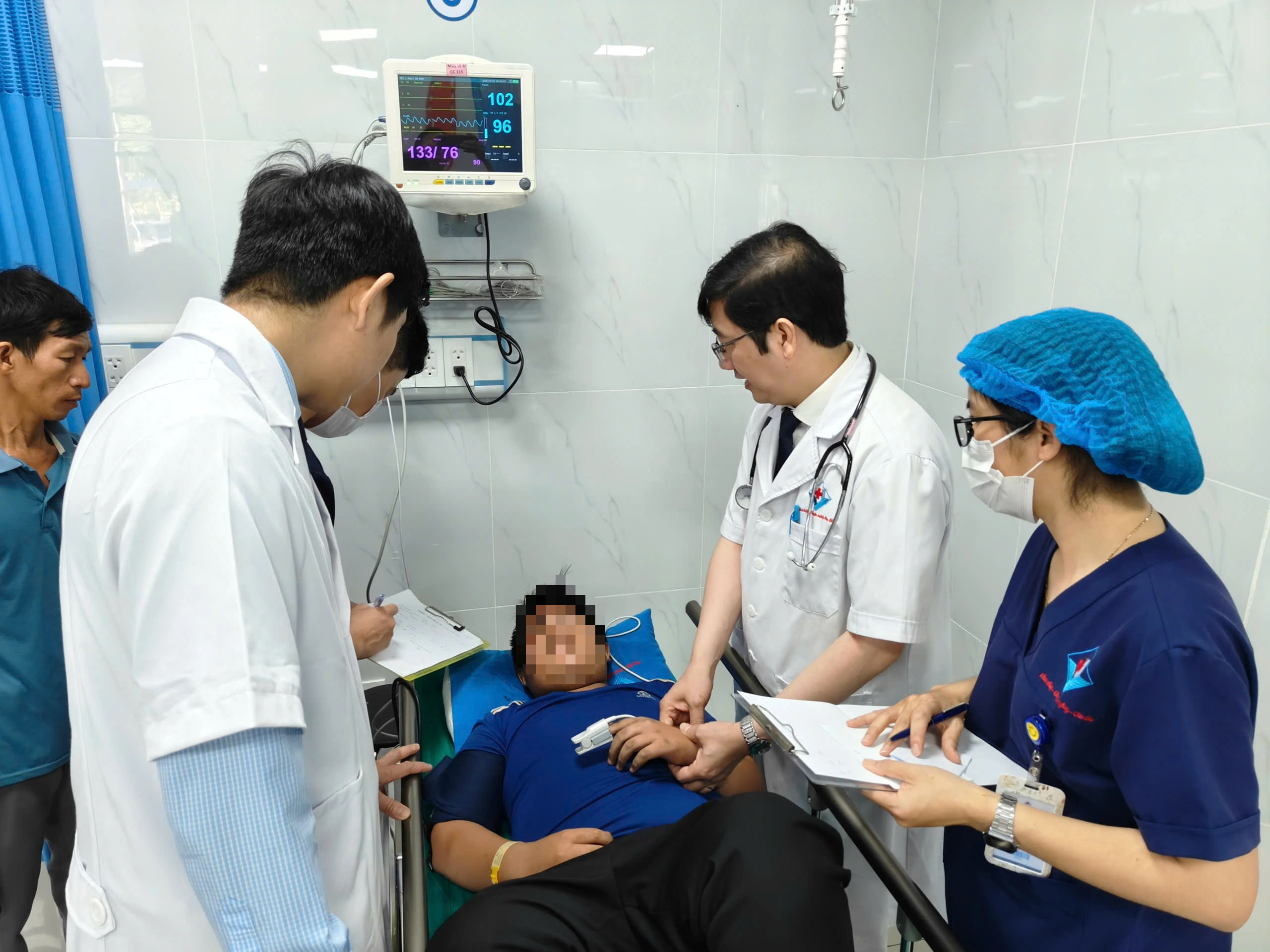Bác sĩ được chi tối đa 650 triệu đồng khi đến Gia Lai làm việc- Ảnh 2. Bác sĩ được chi tối đa 650 triệu đồng khi đến Gia Lai làm việc- Ảnh 2.