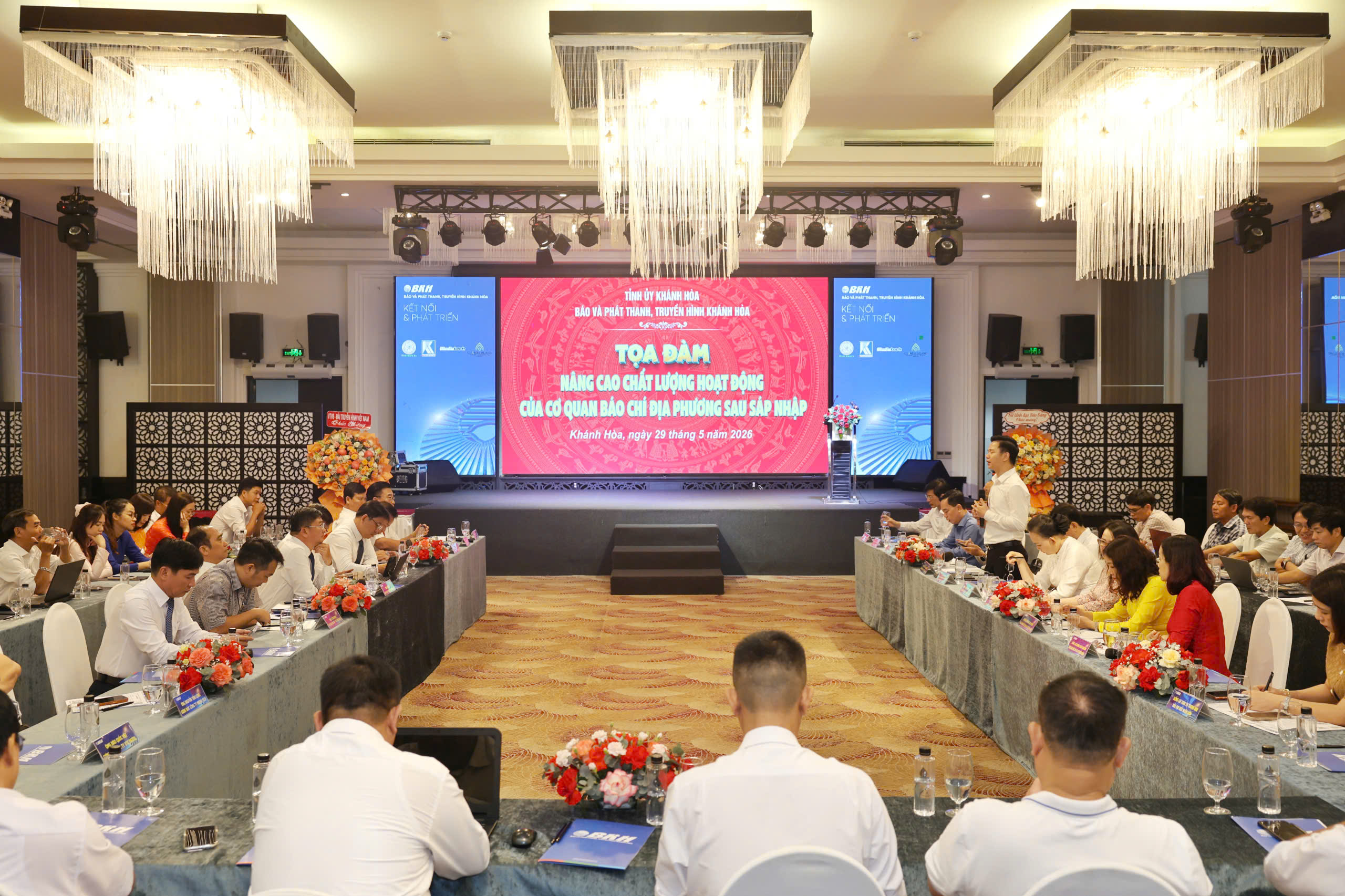 Báo chí địa phương sau sáp nhập tìm hướng nâng cao chất lượng và tự chủ- Ảnh 3. Báo chí địa phương sau sáp nhập tìm hướng nâng cao chất lượng và tự chủ- Ảnh 3.