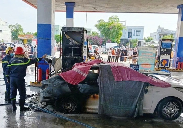 Nghi ảnh 2 nạn nhân vụ cháy ô tô lan truyền trên mạng là do AI tạo - Ảnh 3.