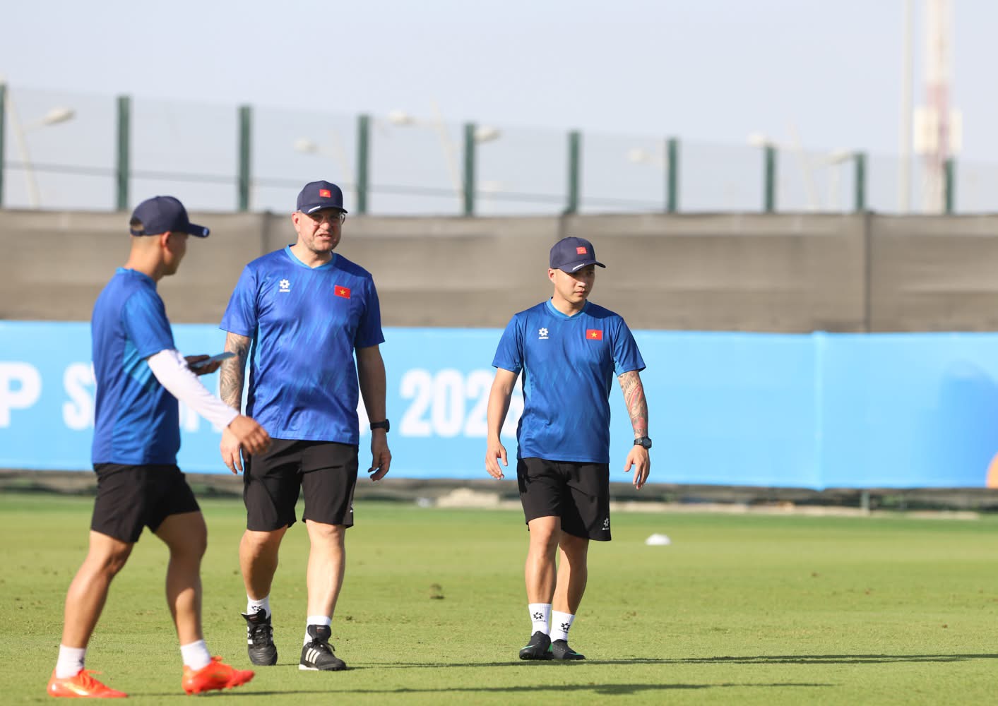 U17 Việt Nam bắt đầu tập luyện tại Jeddah, hướng đến trận ra quân gặp Yemen — image 3