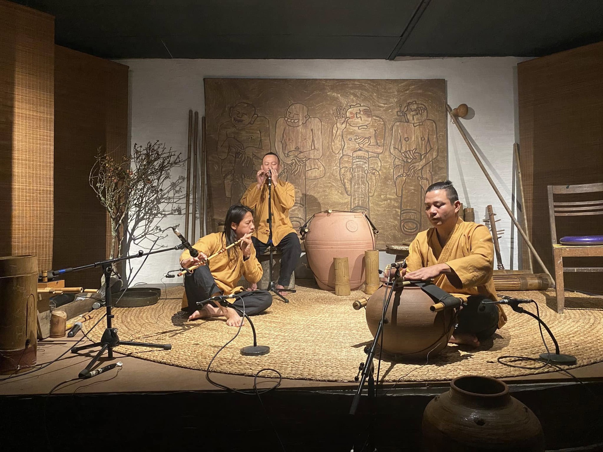 Kh&ocirc;ng gian mới cho &acirc;m nhạc truyền thống - Ảnh 1.