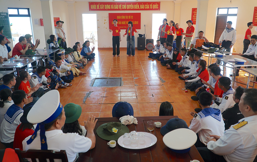 50 năm thành phố mang tên Bác: Trường Sa luôn ở trong tim- Ảnh 4.