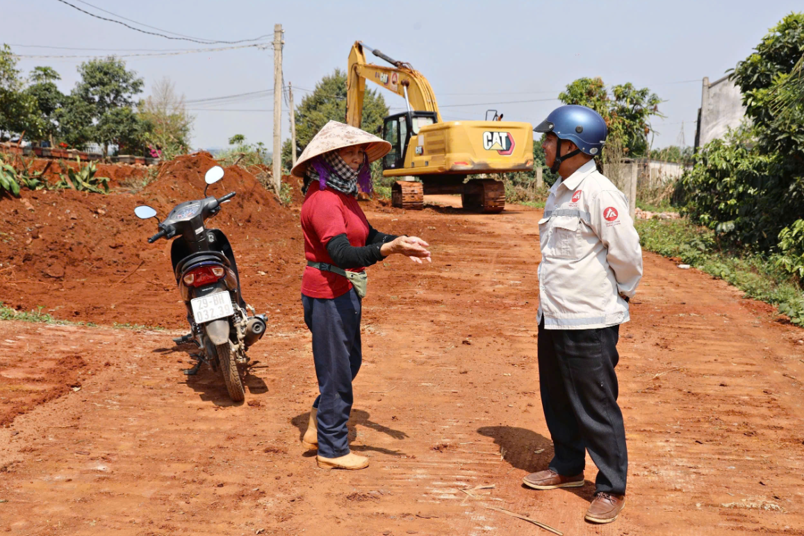 Cao tốc qua Lâm Đồng: Giải phóng mặt bằng chậm, nhiều điểm nghẽn vẫn kéo dài - Ảnh 3.