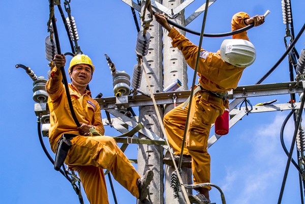 Những con người hát khúc tình ca ánh sáng - Ảnh 2.