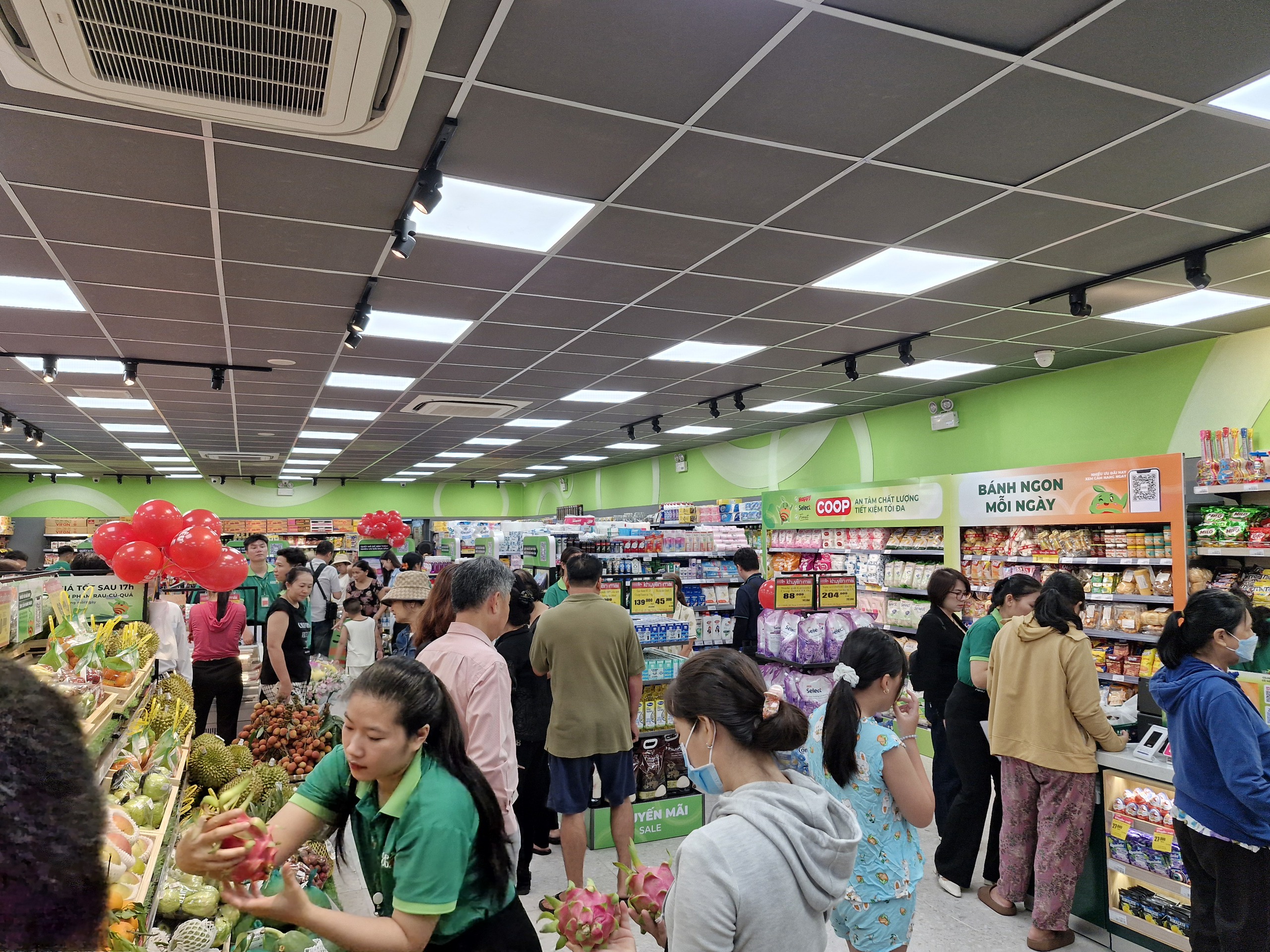  Co.op Food bước vào cuộc đua trải nghiệm trong thị trường bán lẻ tiện lợi   - Ảnh 1.