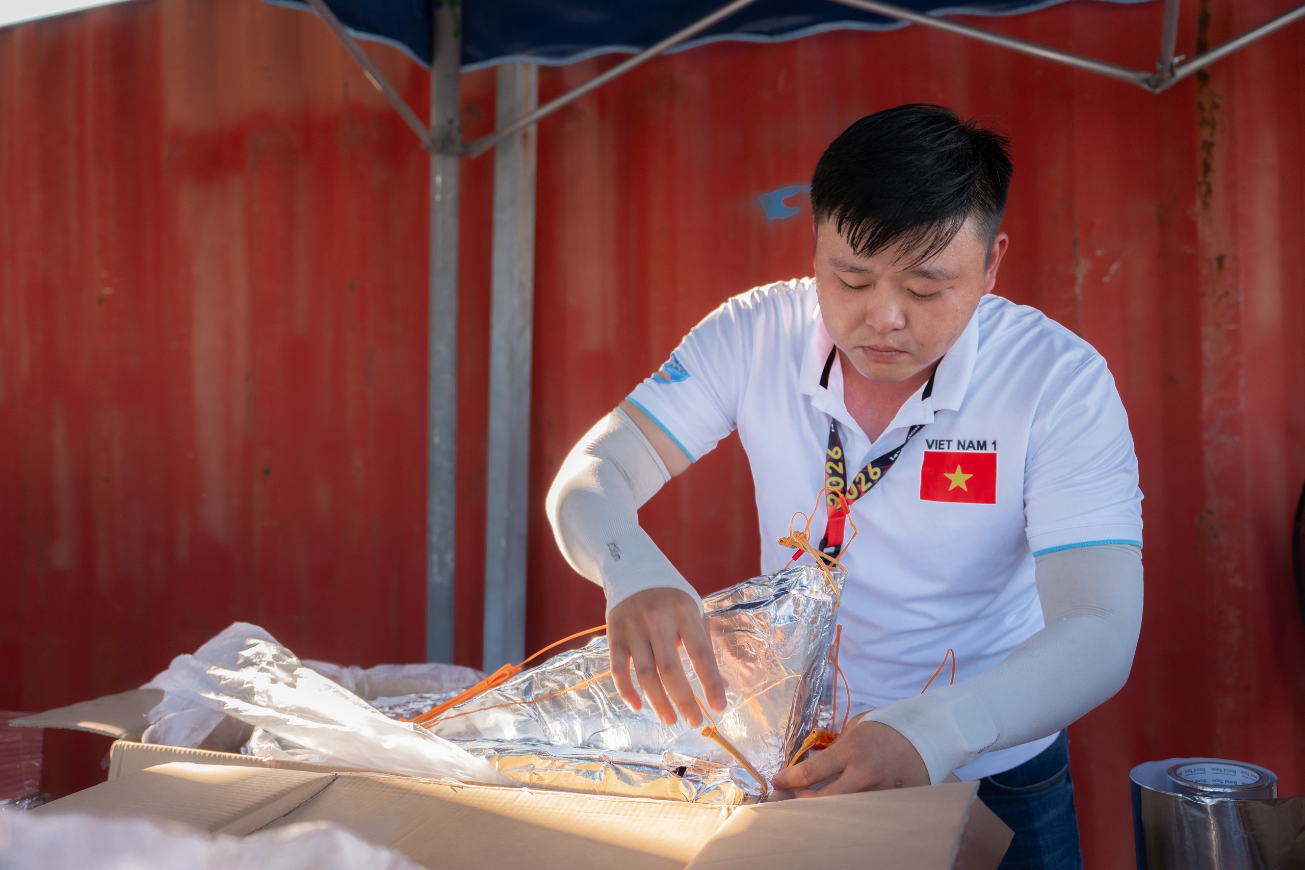 Lễ hội pháo hoa Đà Nẵng: Hàng nghìn quả pháo hoa sẵn sàng thắp sáng sông Hàn- Ảnh 3. Lễ hội pháo hoa Đà Nẵng: Hàng nghìn quả pháo hoa sẵn sàng thắp sáng sông Hàn- Ảnh 3.