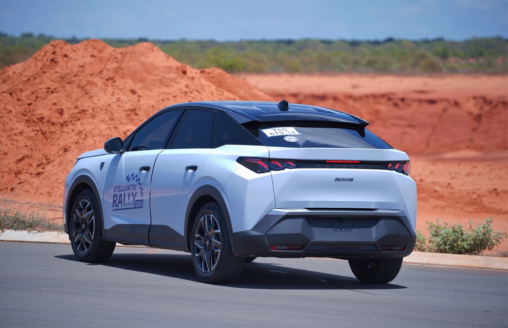 SUV châu Âu Peugeot 3008 mới tại Việt Nam có 2 phiên bản, giá từ 1,279 tỉ- Ảnh 2. SUV châu Âu Peugeot 3008 mới tại Việt Nam có 2 phiên bản, giá từ 1,279 tỉ- Ảnh 2.