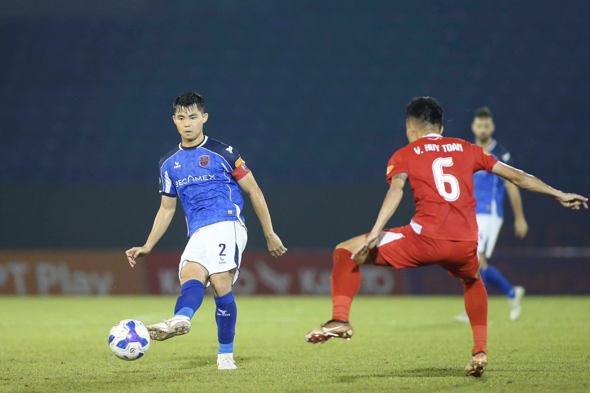 Lịch thi đấu V-League v&ograve;ng &lsquo;đấu s&uacute;ng&rsquo; h&ocirc;m nay: Cuộc đua nghẹt thở sẽ c&oacute; bước ngoặt kh&oacute; lường- Ảnh 1.