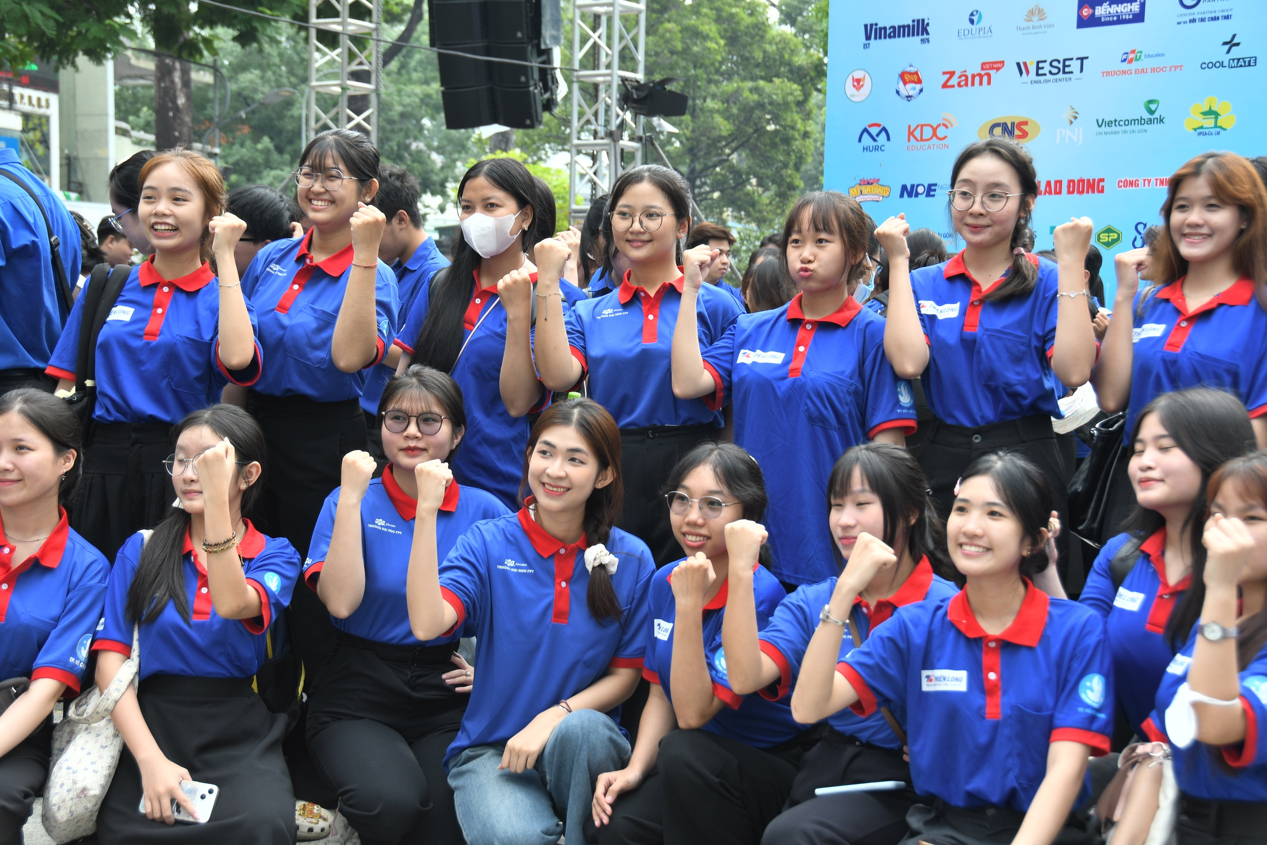 Thanh ni&ecirc;n hiện nay kh&ocirc;ng chỉ x&acirc;y cầu, dựng nh&agrave; m&agrave; c&ograve;n l&agrave;m điều rất &yacute; nghĩa&hellip; - Ảnh 15.