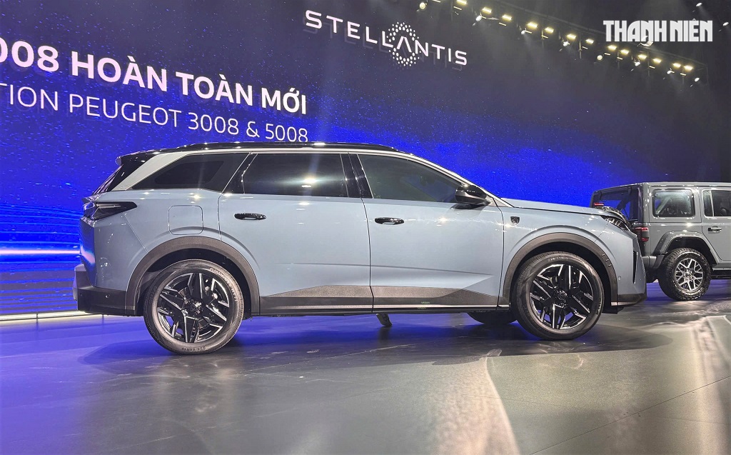 Giá gần 1,4 tỉ Peugeot 5008 mới có gì cạnh tranh ở nhóm SUV, crossover gia đình? - Ảnh 3.
