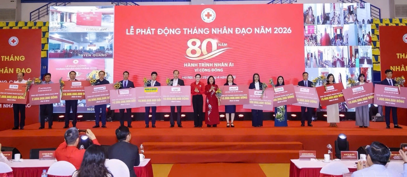Nam A Bank trao tặng 10 tỉ đồng hưởng ứng Tháng Nhân đạo năm 2026- Ảnh 1.