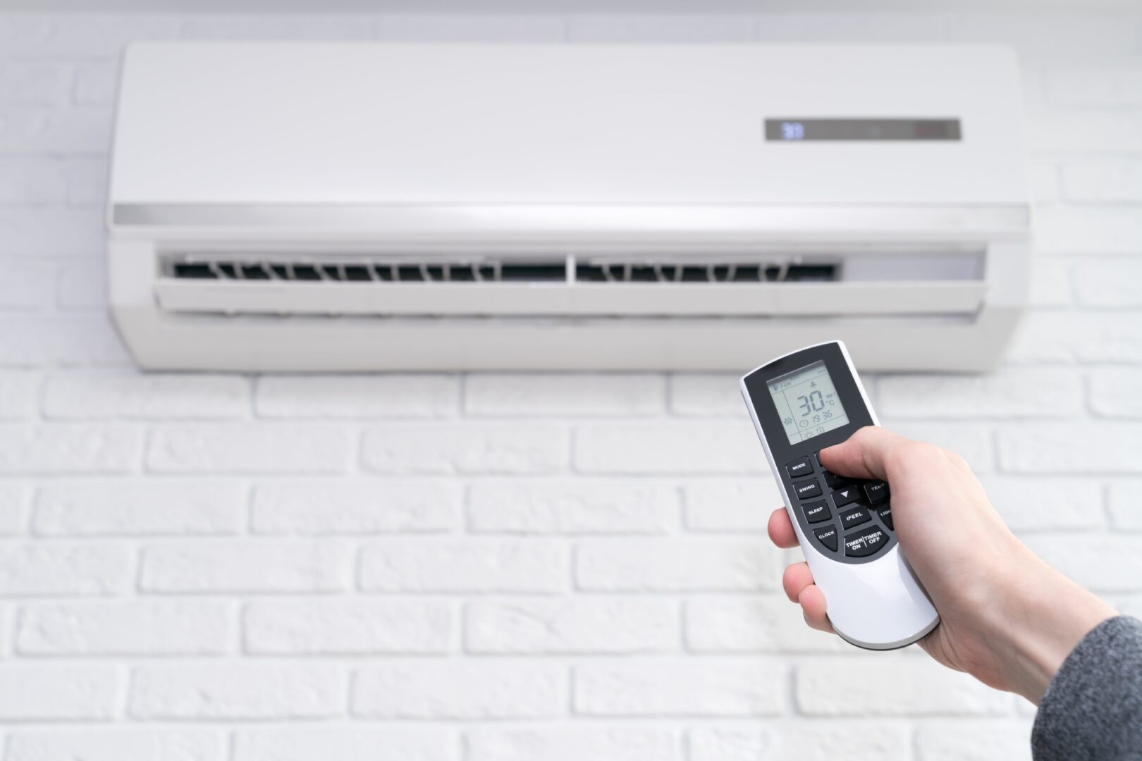 Một nút nhỏ trên điều hòa có thể khiến hóa đơn điện 'đội lên' mỗi tháng - Ảnh 1.
