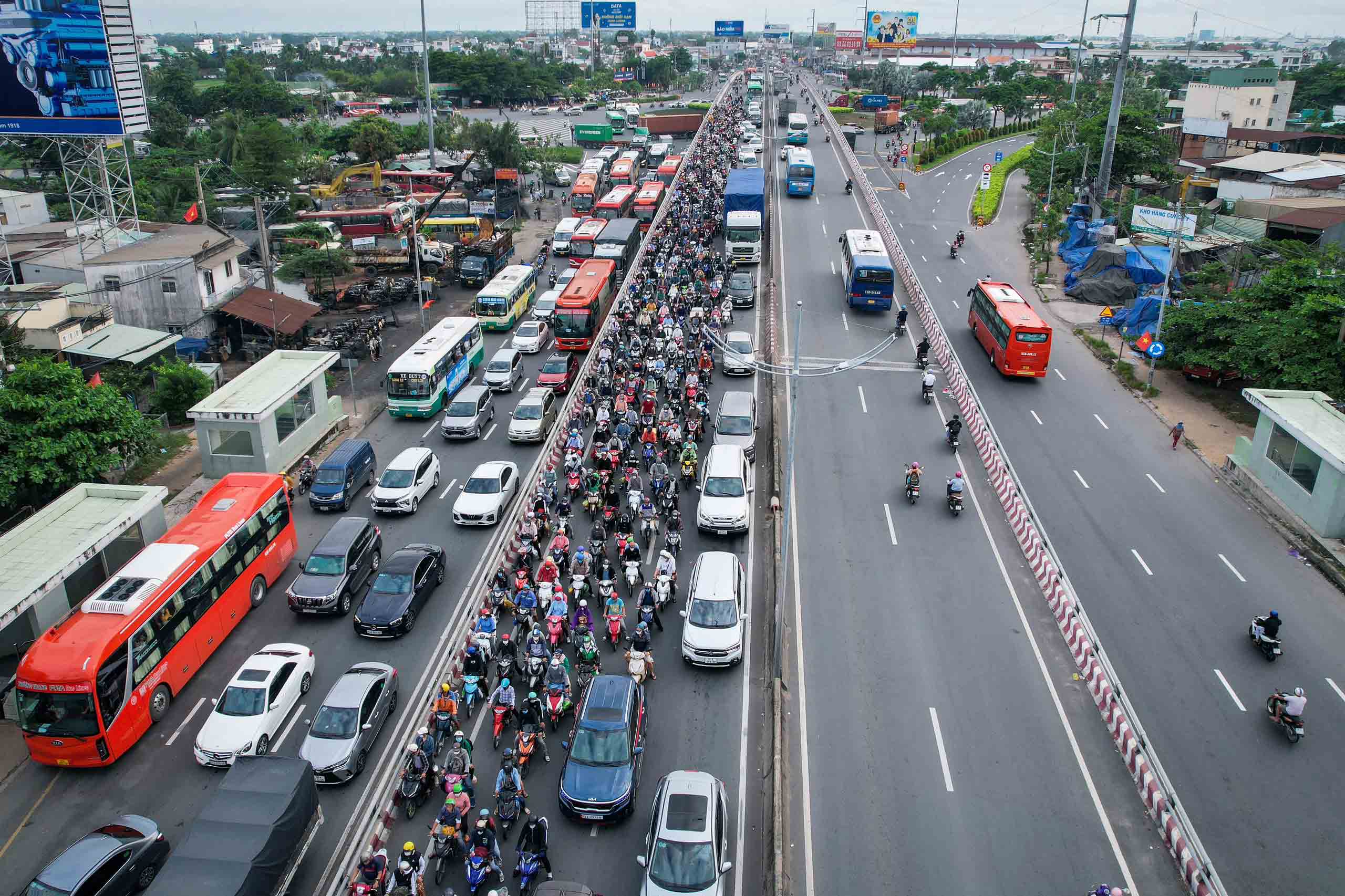 Cấp bách mở rộng quốc lộ- Ảnh 1.