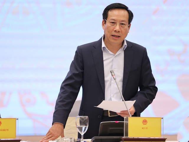 Bộ Y tế: 'Gỡ kh&oacute;' t&agrave;i ch&iacute;nh, thiết bị cho Bệnh viện Bạch Mai, Việt Đức 2- Ảnh 1.