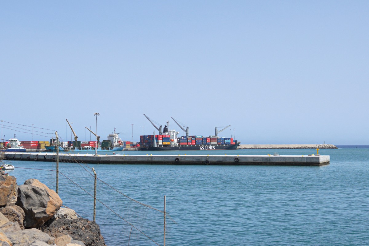 Passengers stranded on cruise off Cape Verde following suspected virus deaths - Ảnh 1.