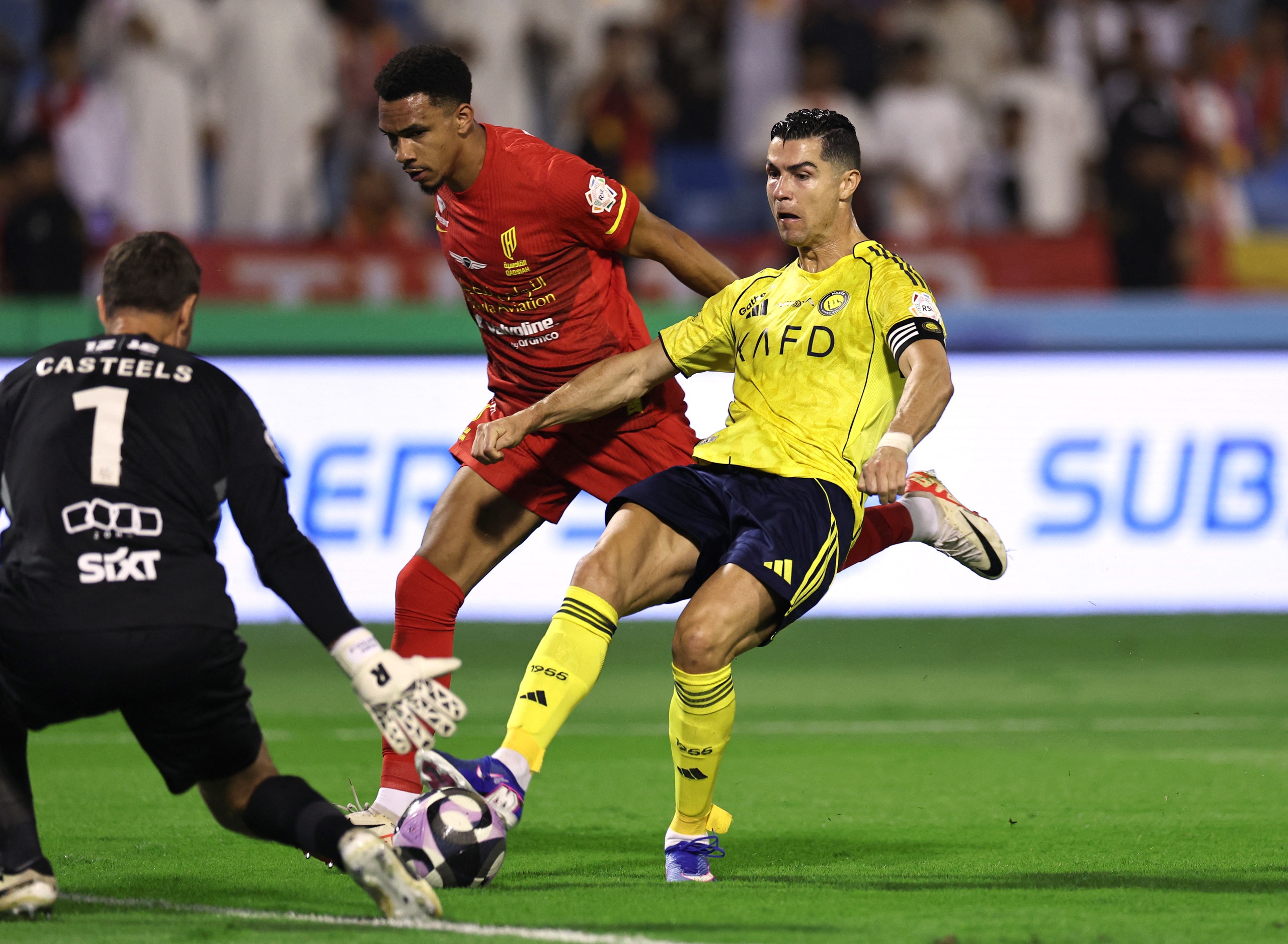 Ronaldo cảnh báo nóng sau cú sốc khó chấp nhận ở Saudi Pro League- Ảnh 1.