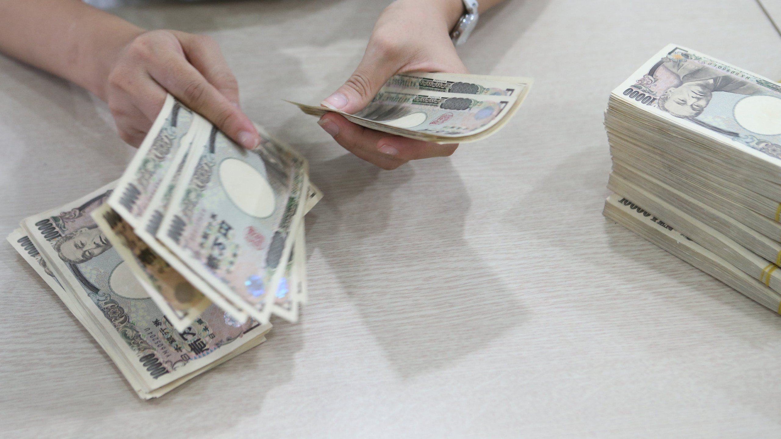 Giá USD hôm nay 4.5.2026: Giảm nhẹ trong khi yen Nhật tăng mạnh - Ảnh 1.