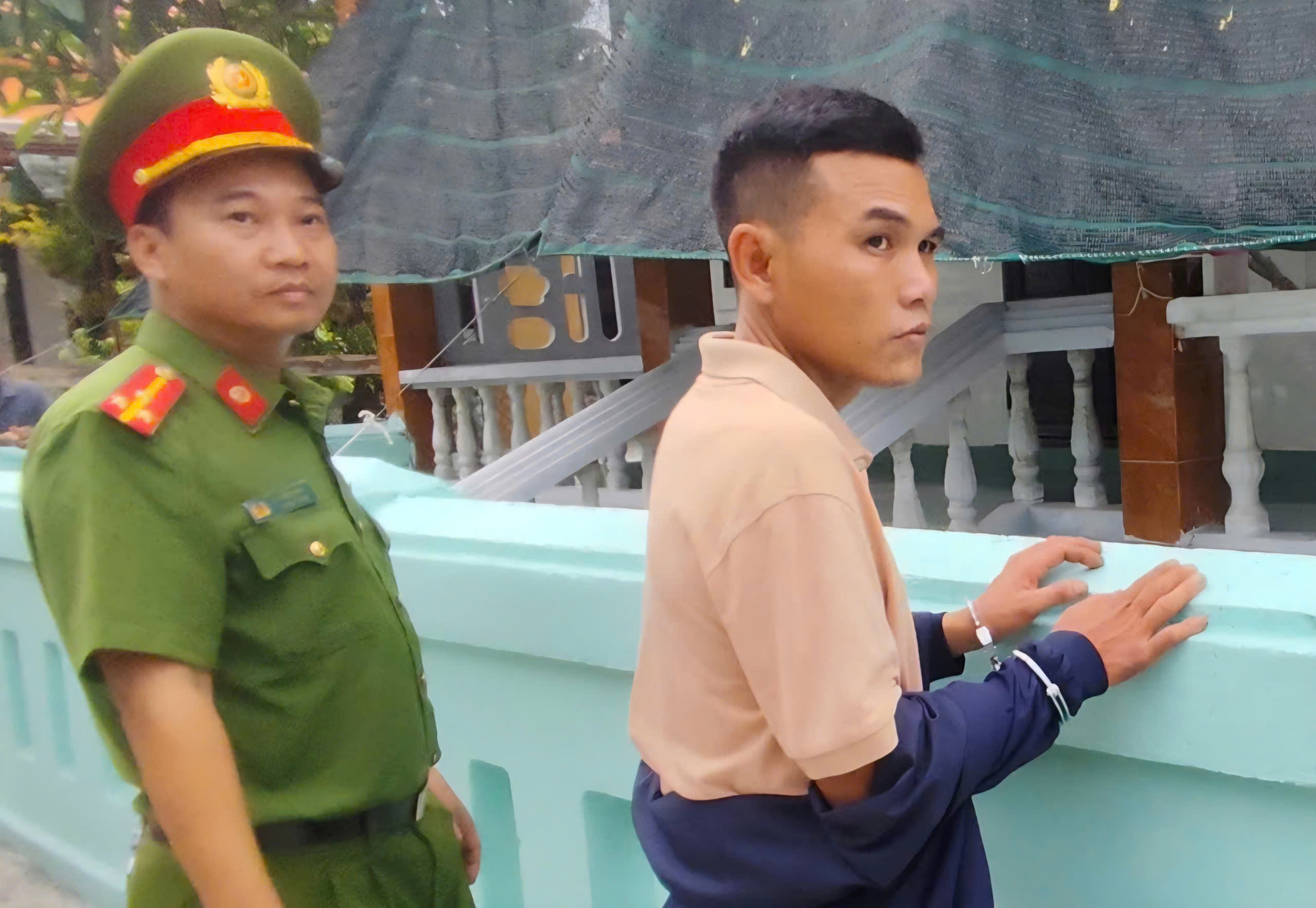 Huế: Bắt giữ nghi phạm gây ra 4 vụ trộm, chống trả khi bị bao vây - Ảnh 1.