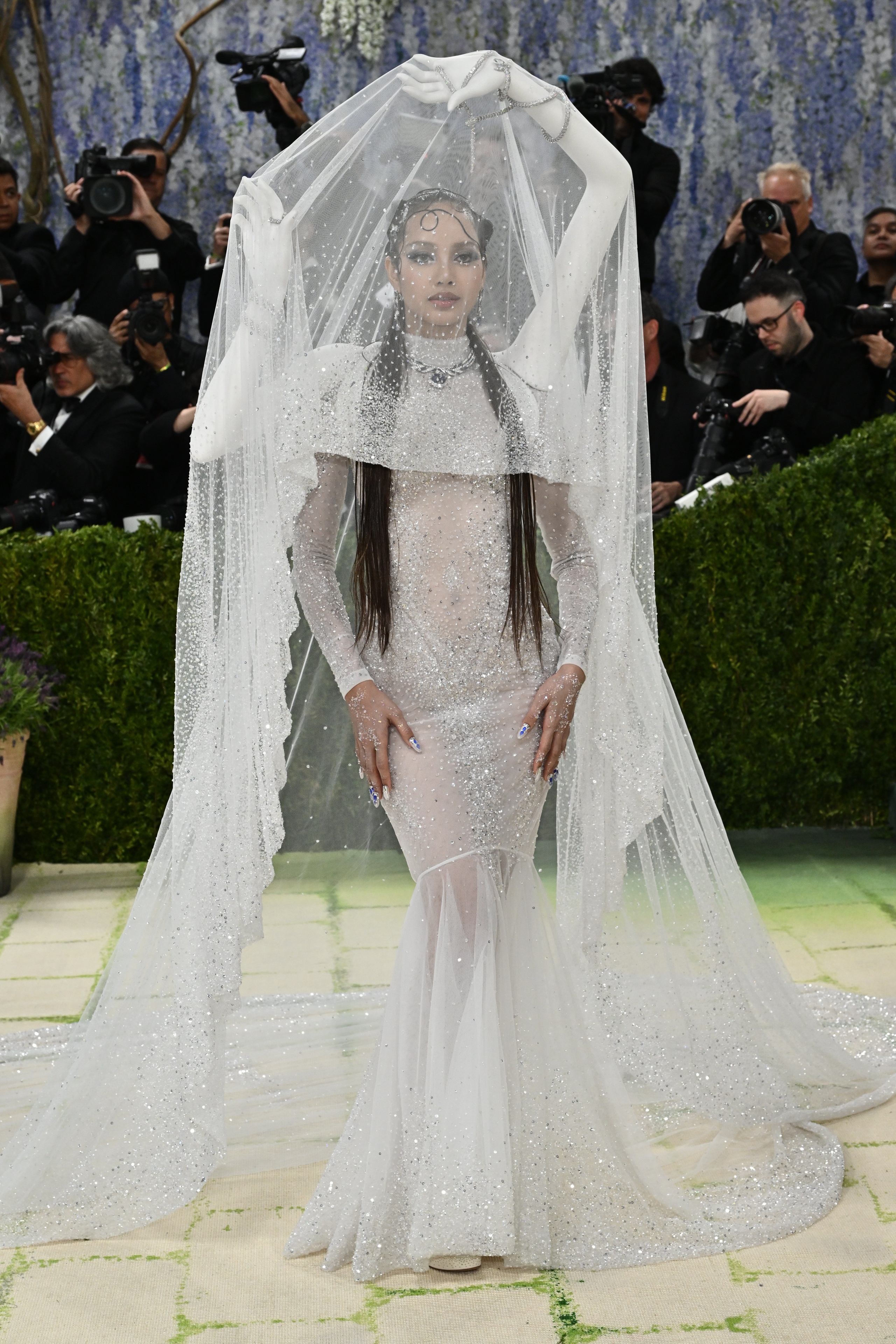 Blackpink g&acirc;y sốt khi hội ngộ tại Met Gala - Ảnh 3.