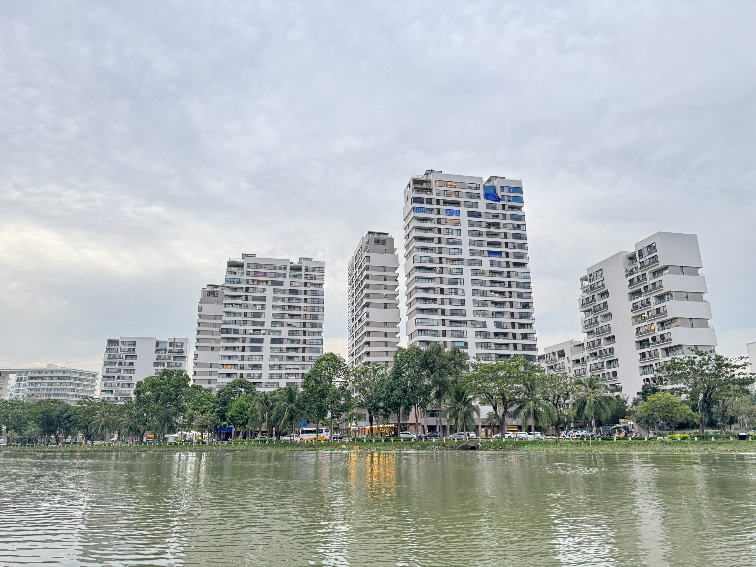 Làm sao để có nhiều hơn căn hộ vừa và nhỏ?- Ảnh 2.