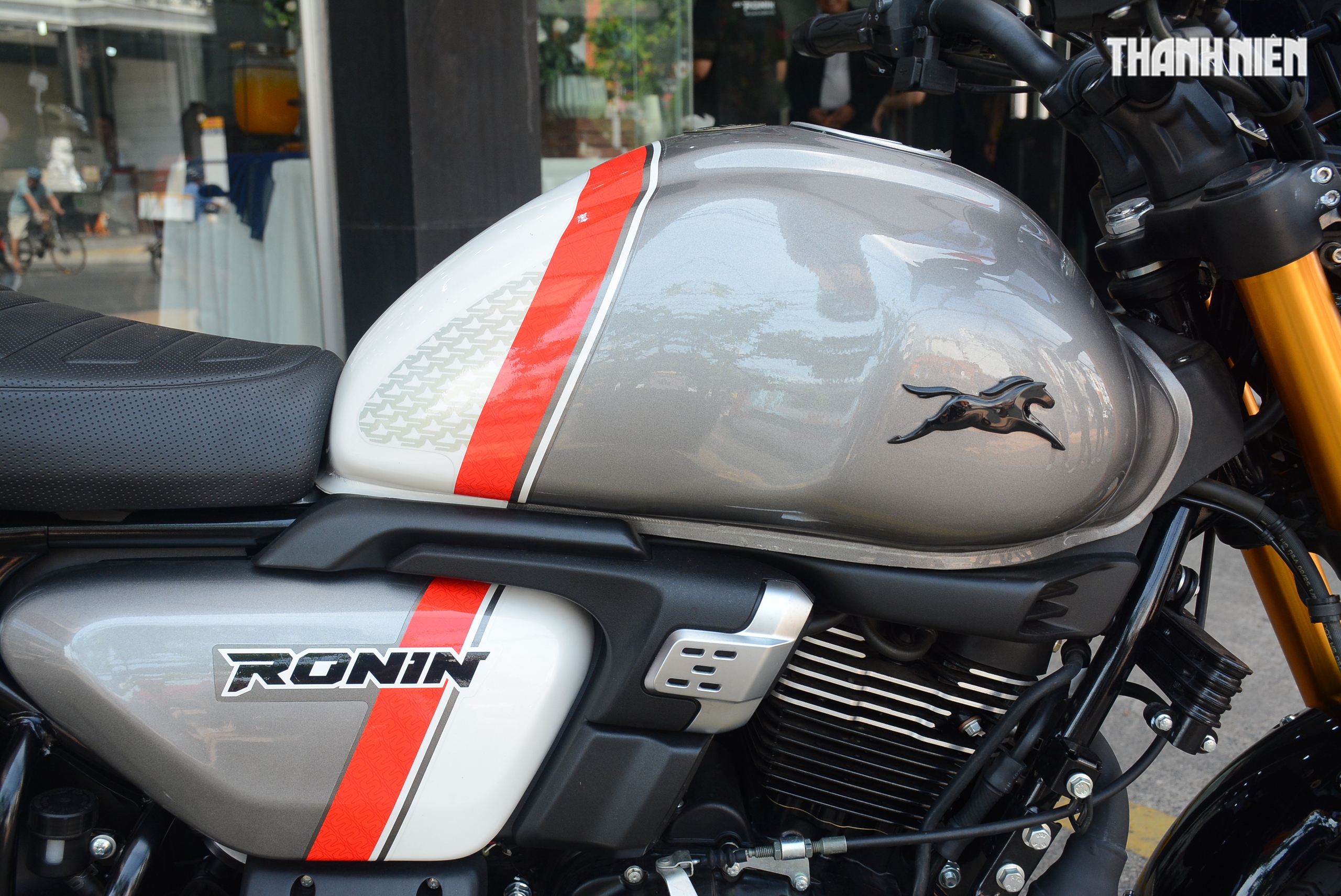 M&ocirc; t&ocirc; cổ điển 225 ph&acirc;n khối TVS Ronin về Việt Nam, gi&aacute; thấp hơn Yamaha XS155R- Ảnh 7.