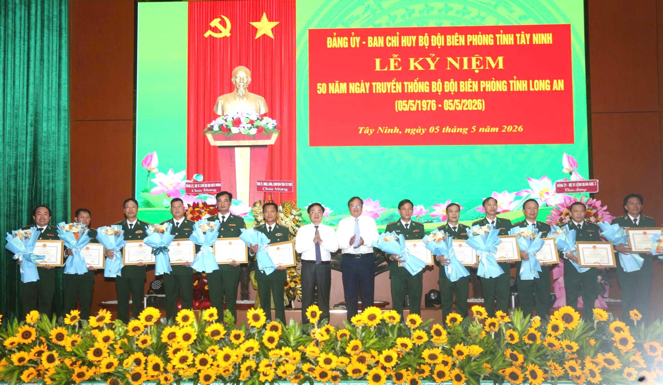 50 năm truyền thống Bộ đội biên phòng Long An: vững bước vào hành trình mới- Ảnh 1.