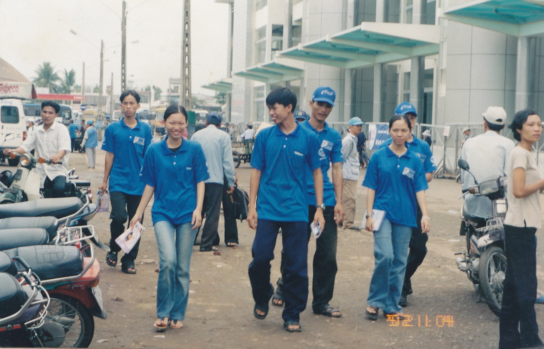 Bến xe năm ấy đổi đời một ch&agrave;ng trai v&agrave; giữ ch&acirc;n anh hơn 2 thập kỷ - Ảnh 2.