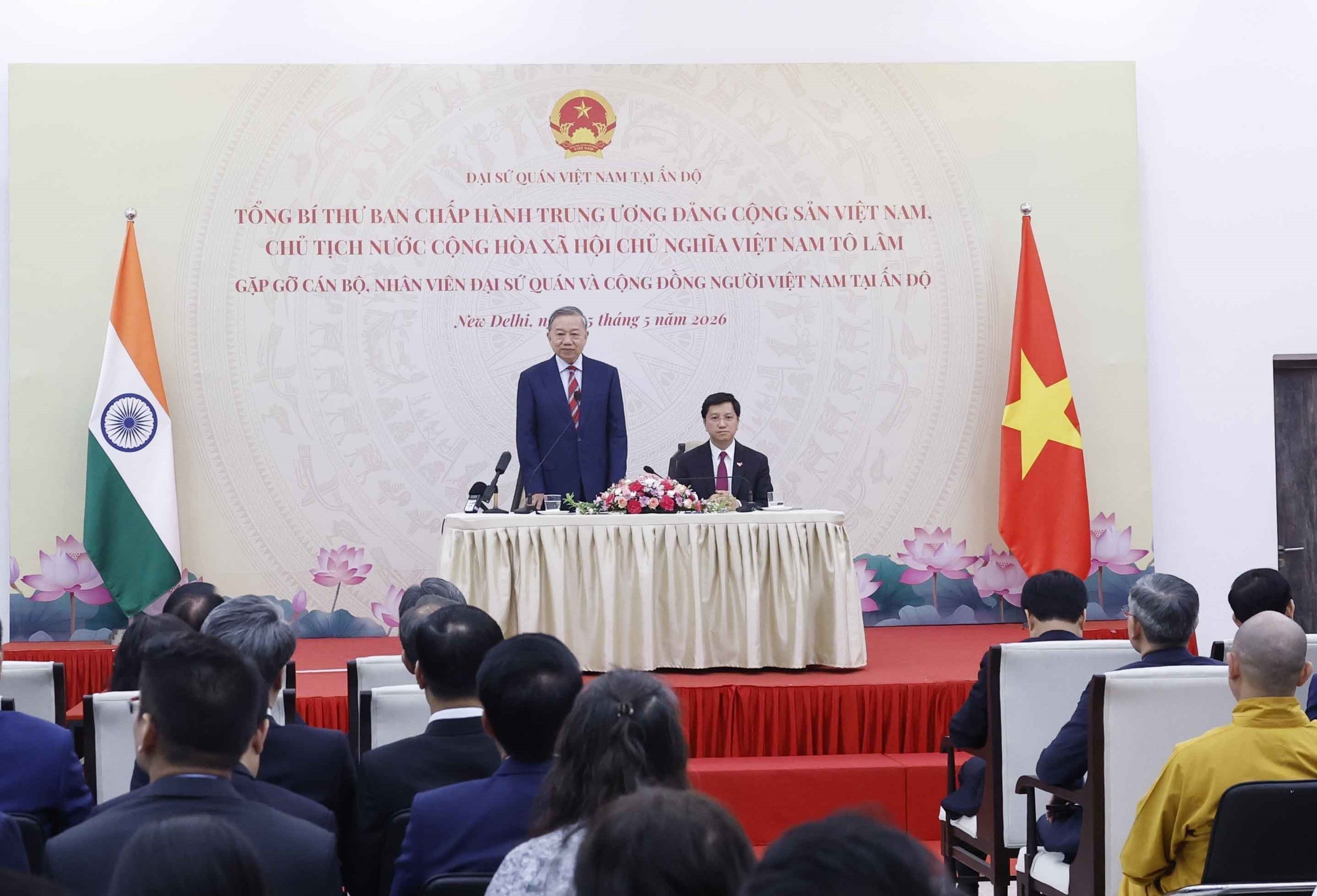 Tổng B&iacute; thư, Chủ tịch nước T&ocirc; L&acirc;m gặp gỡ kiều b&agrave;o tại Ấn Độ - Ảnh 2.