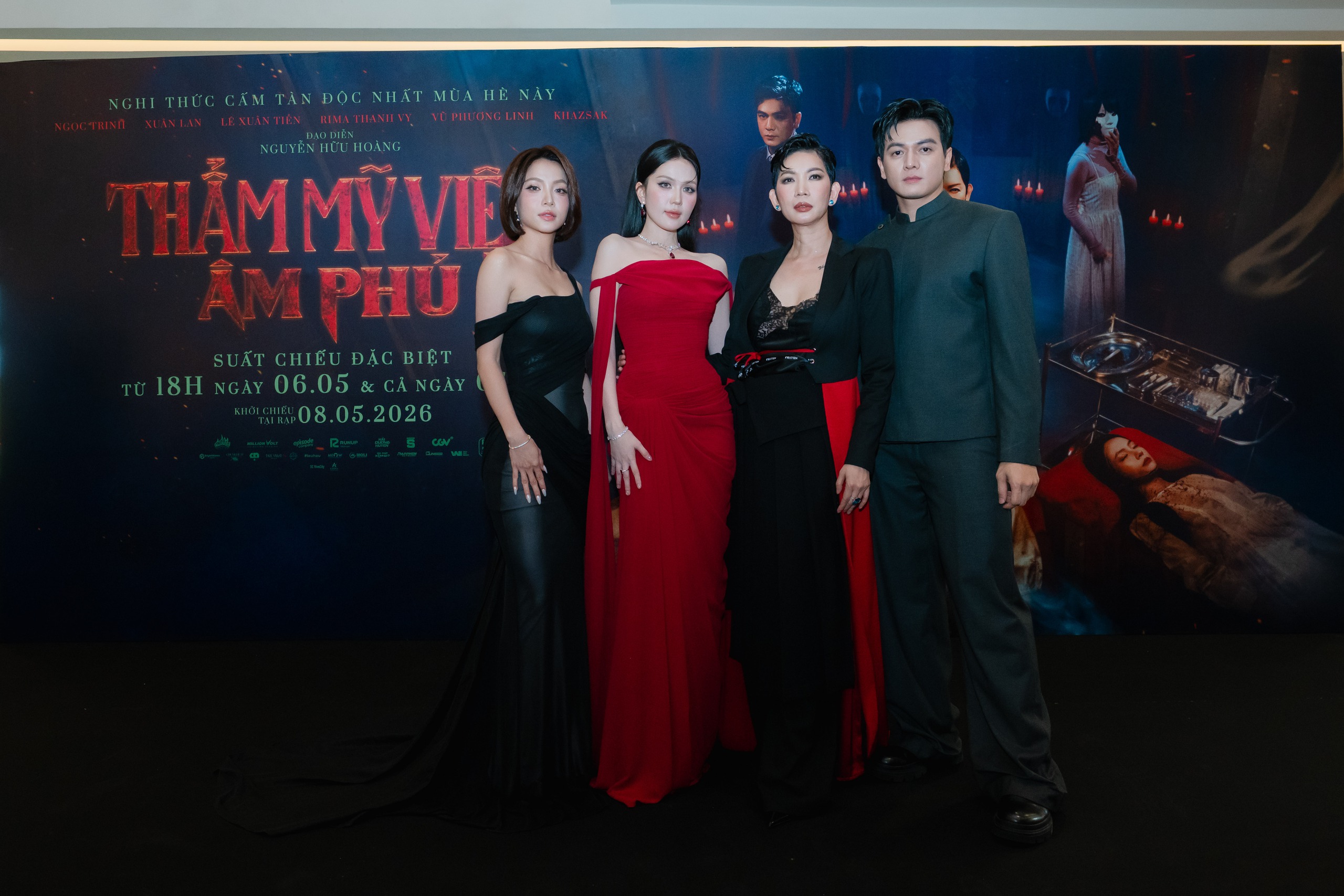 Quốc Trường, Việt Hương đến mừng Ngọc Trinh đ&oacute;n 'tin vui'- Ảnh 2.