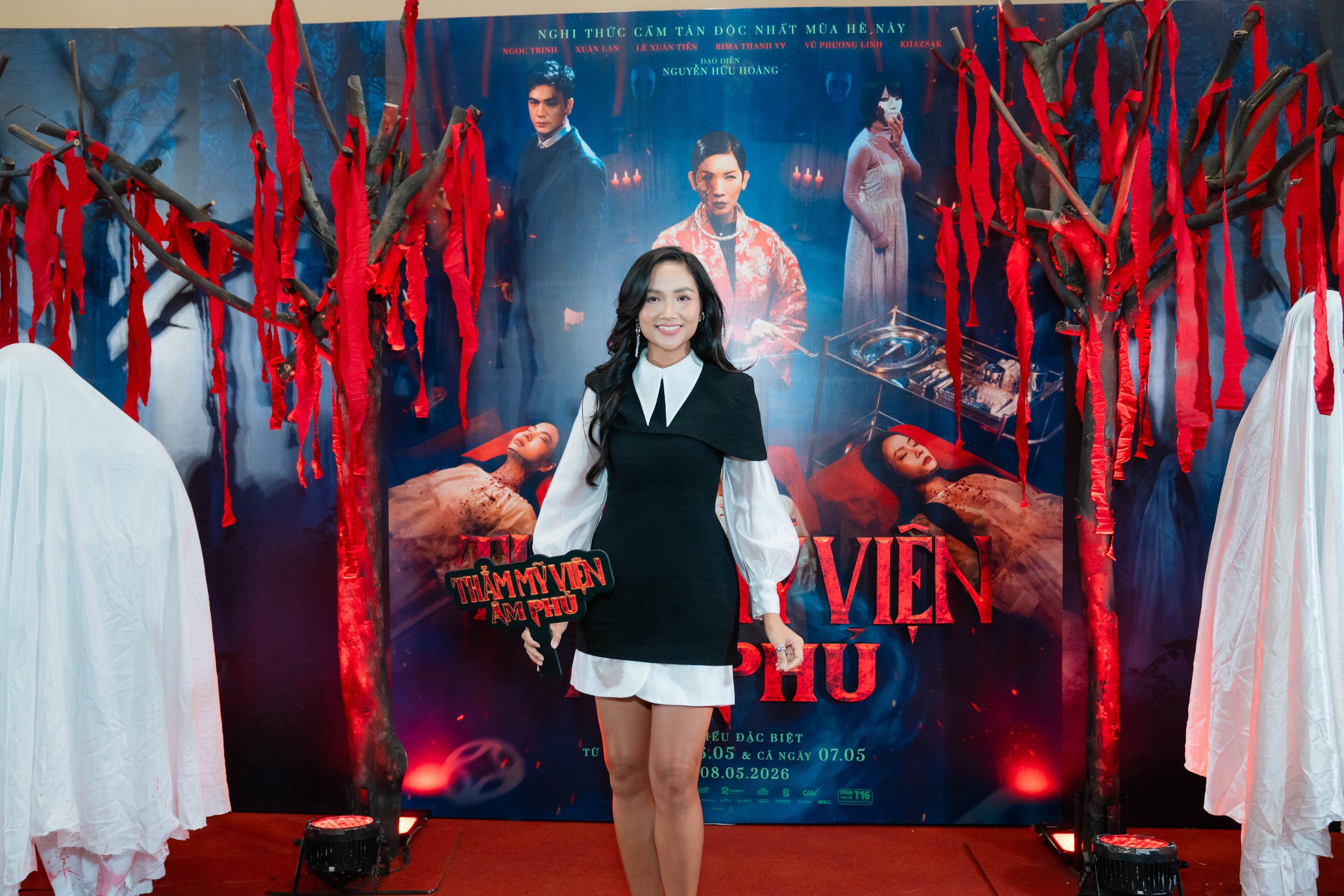 Quốc Trường, Việt Hương đến mừng Ngọc Trinh đ&oacute;n 'tin vui'- Ảnh 6.